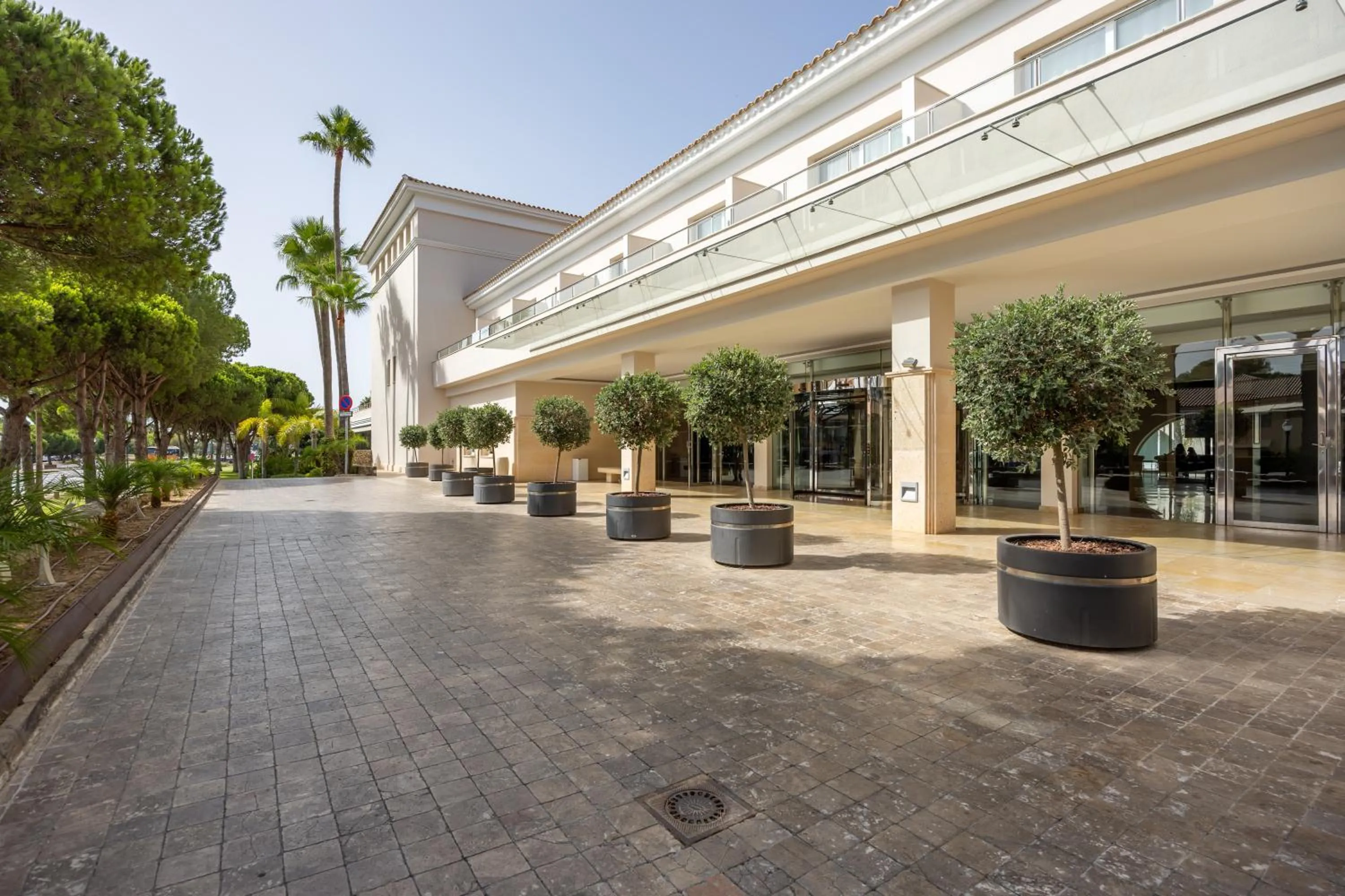 Facade/entrance in Hipotels Barrosa Garden