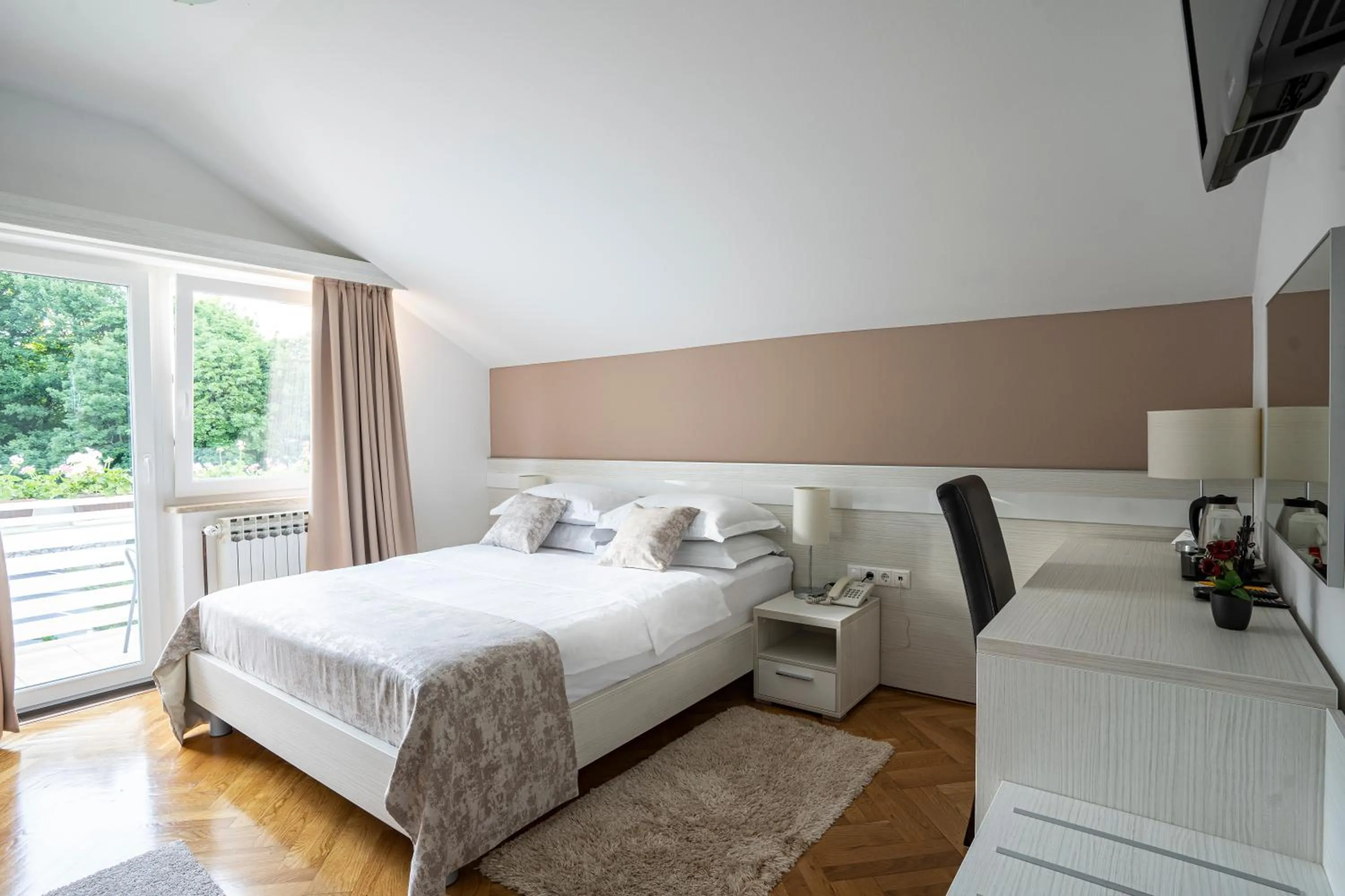 Economy Double Room with Balcony in Rooms Degenija Annex
