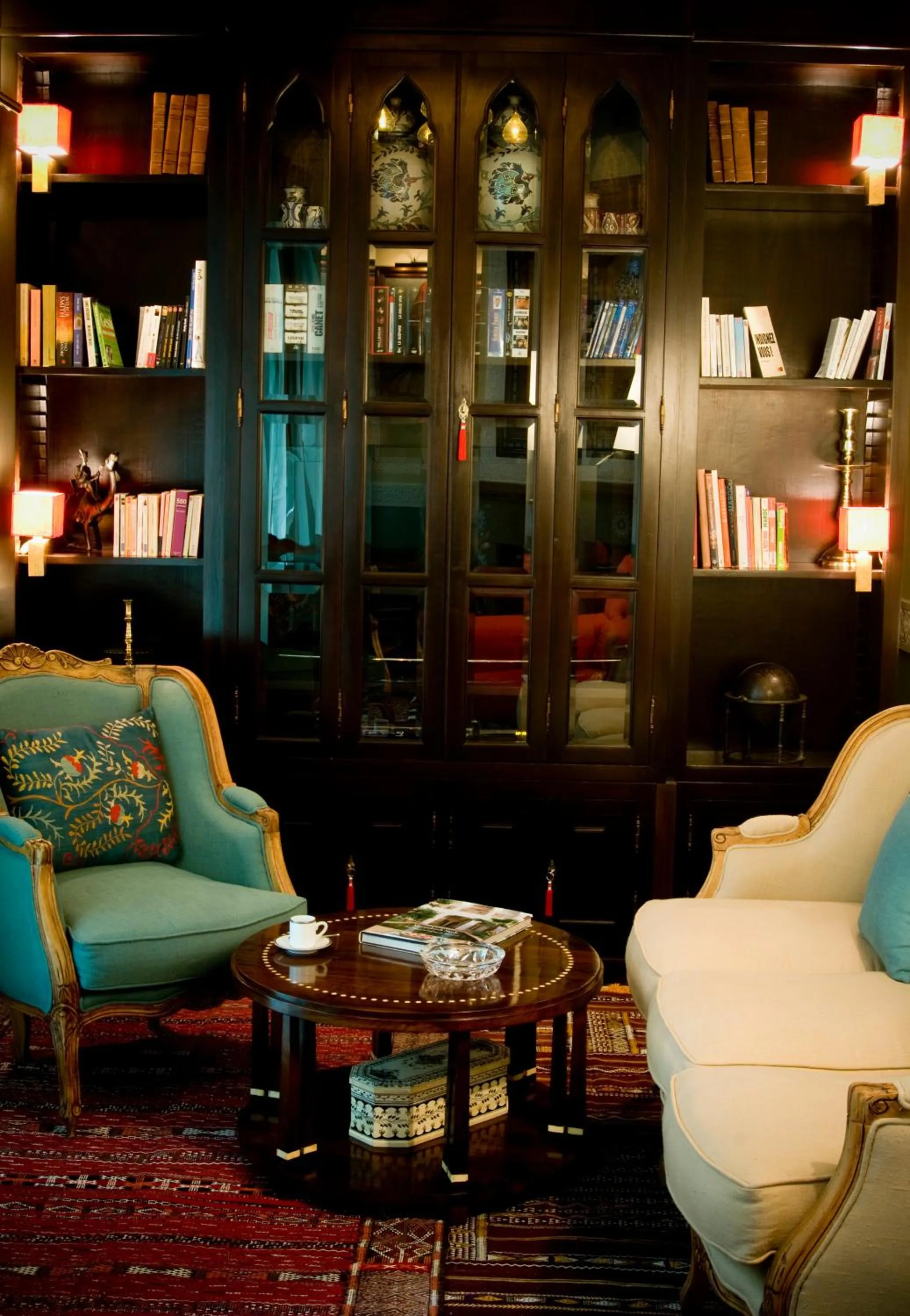Library in Riad Idra