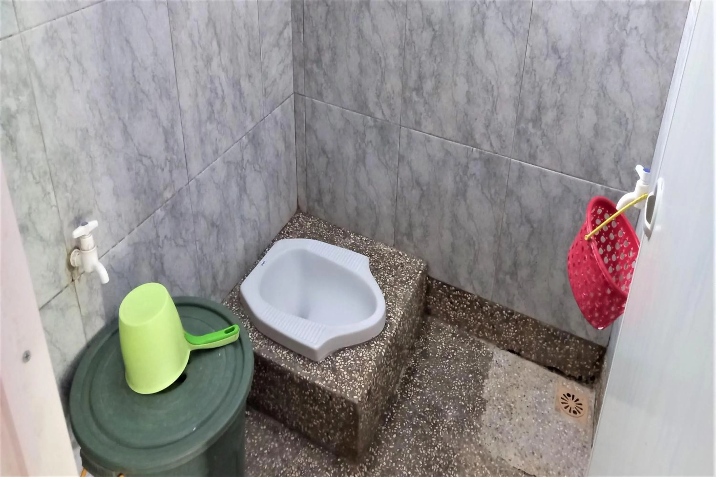 Bathroom in Nabila Syar'i Guest House