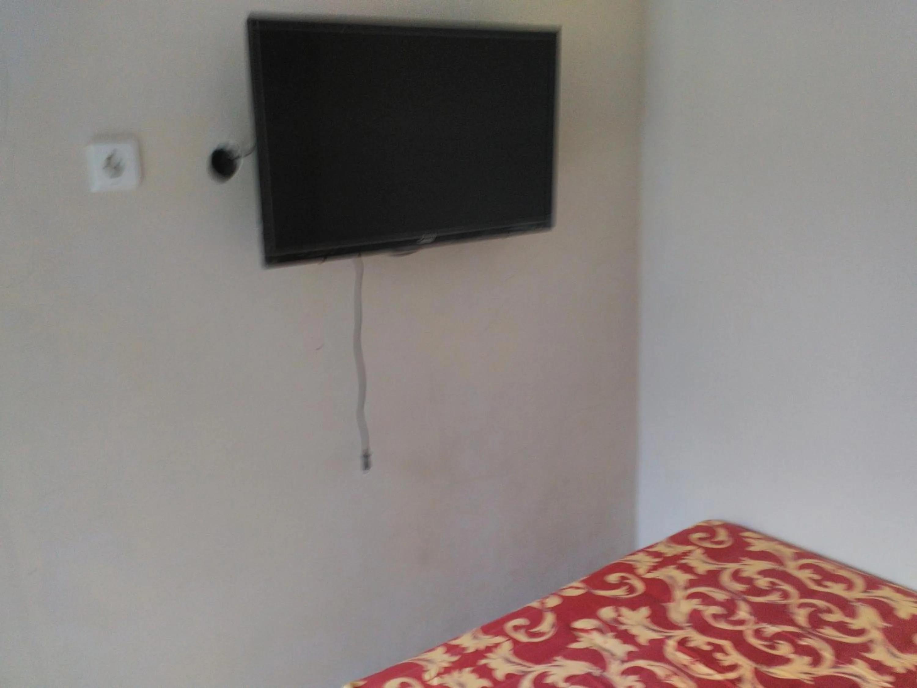 TV and multimedia, Bed in Nabila Syar'i Guest House