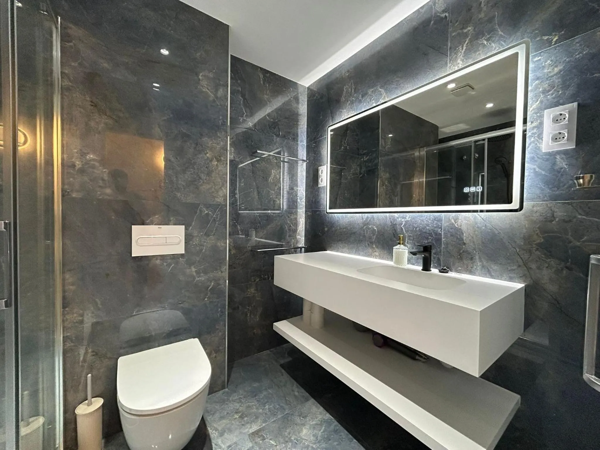BarcelonaForRent Sant Pau Suite