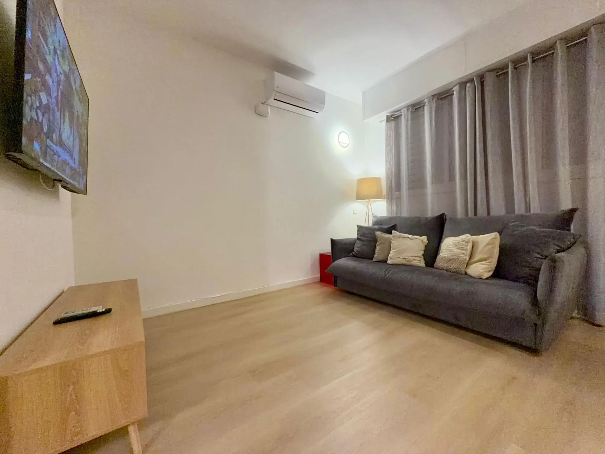 BarcelonaForRent Sant Pau Suite