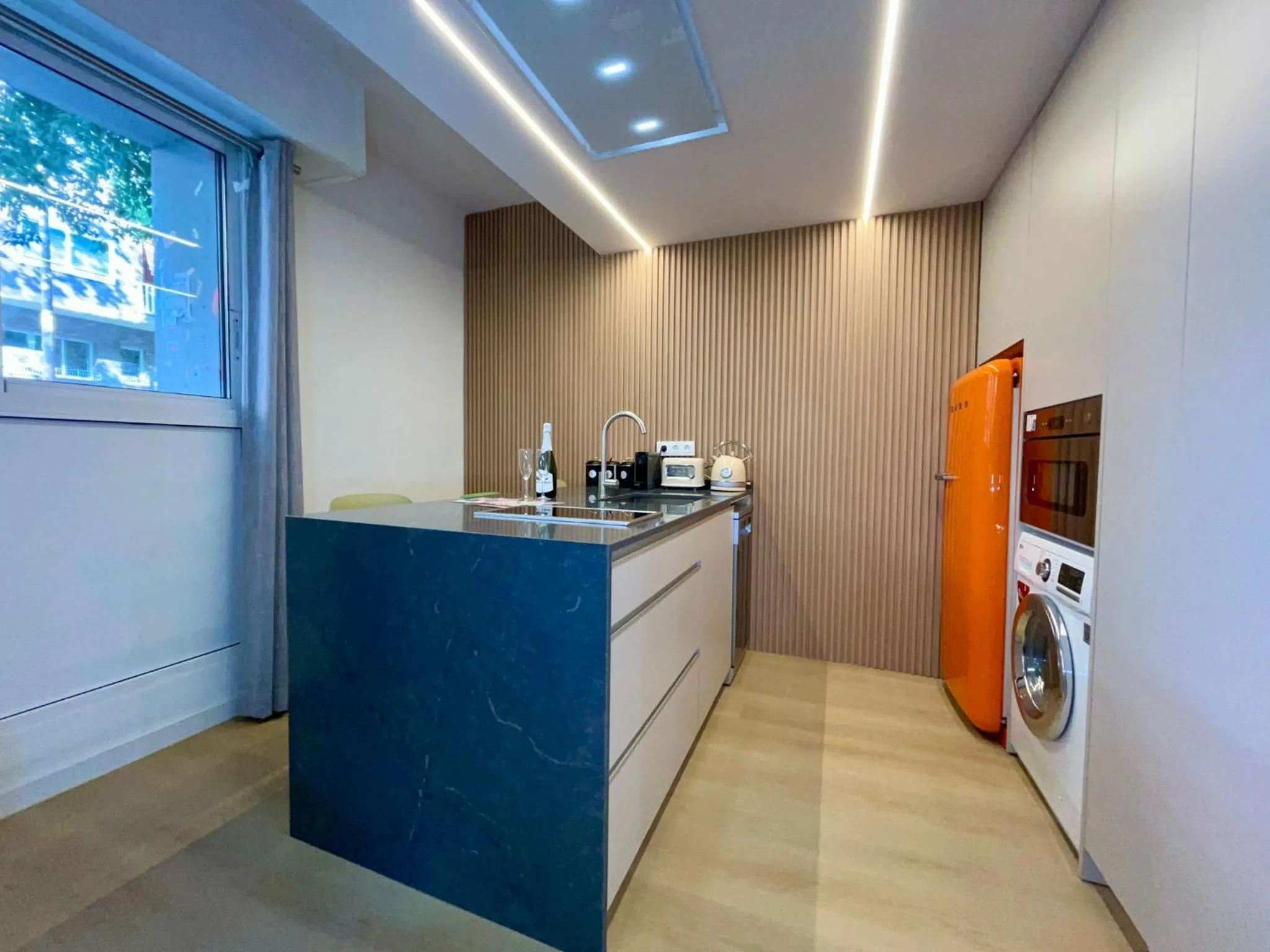 BarcelonaForRent Sant Pau Suite