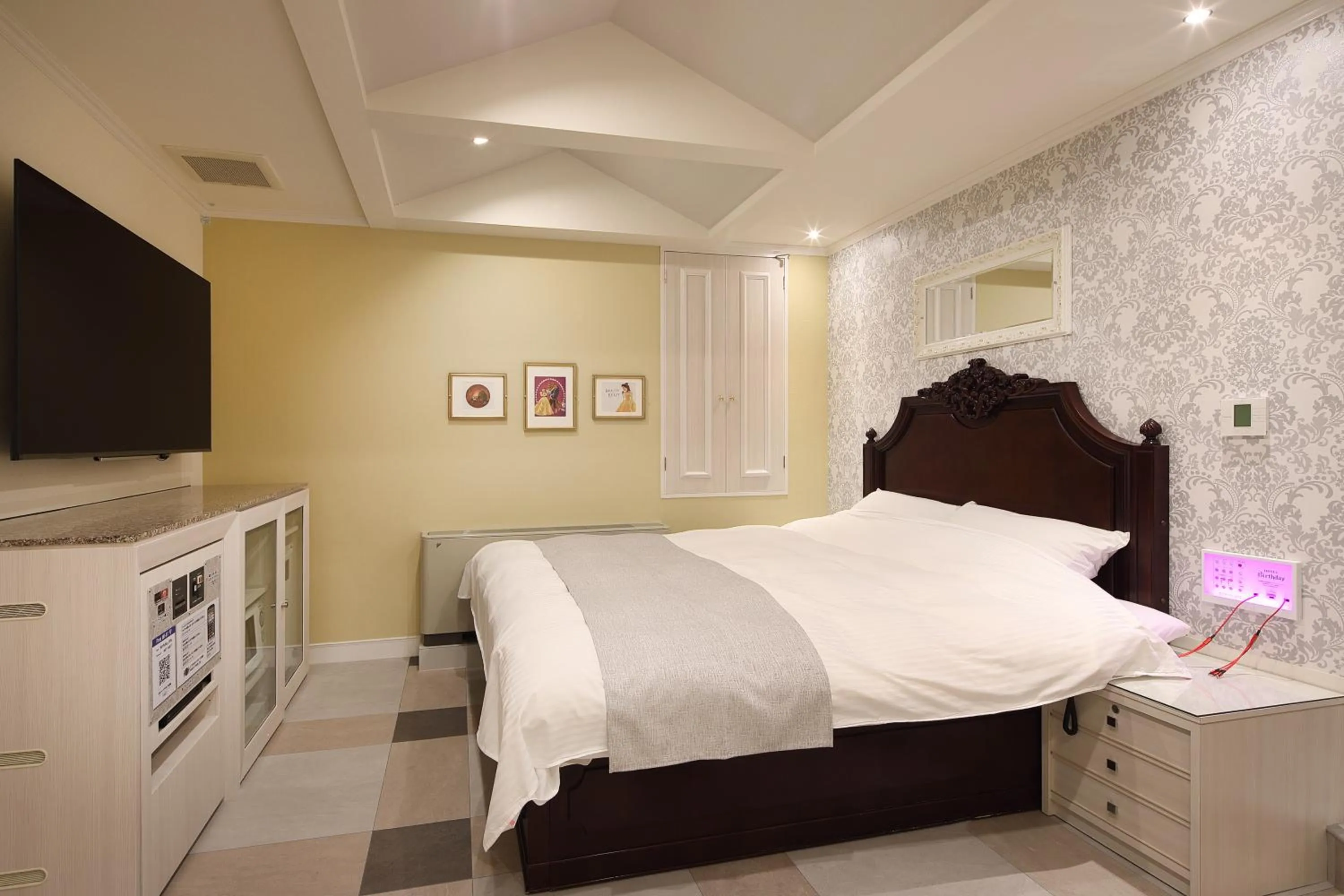 Bed in ホテルバースデー岐阜西店 HOTEL Birthday GifuWest