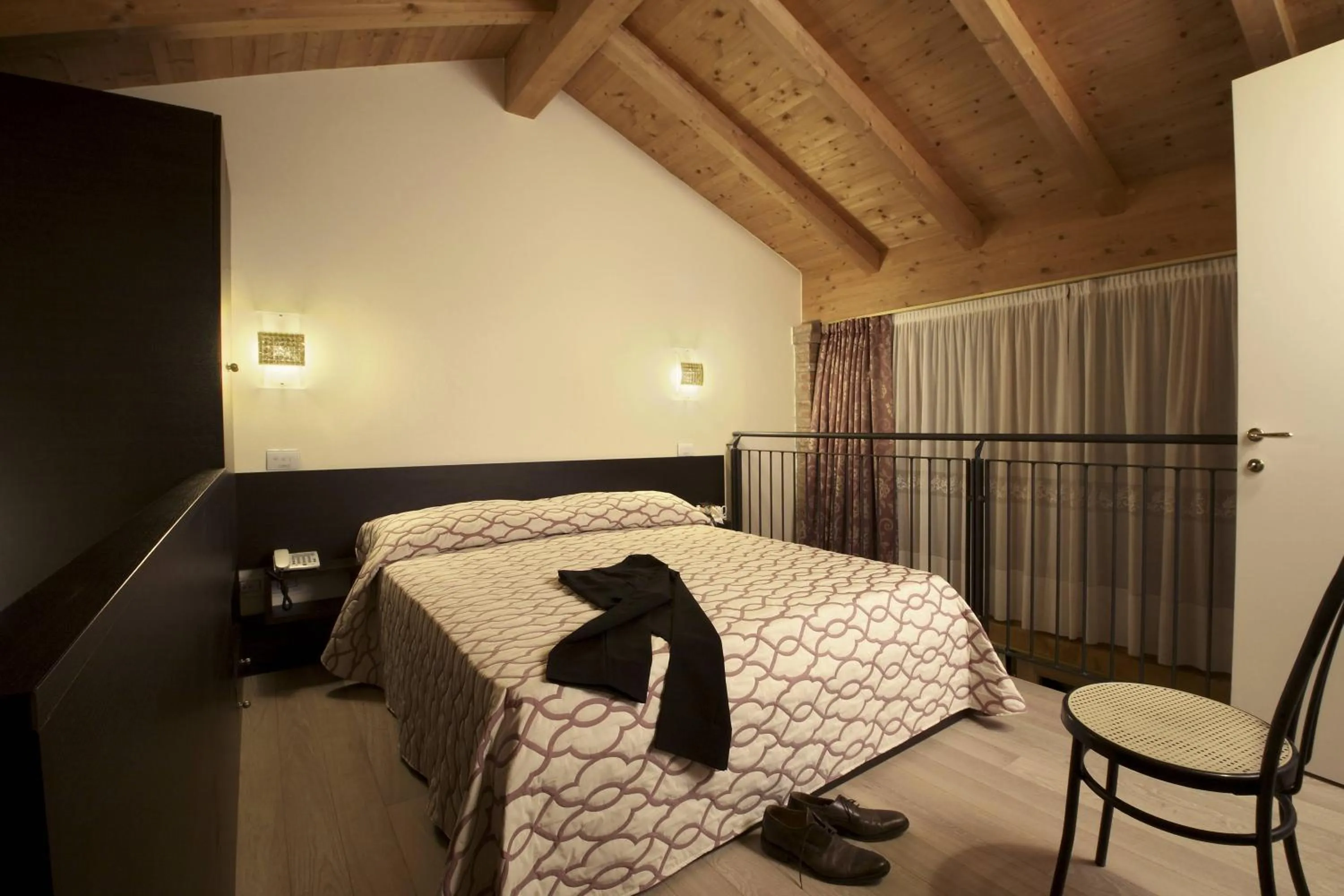 Bed in Hotel Villa Cornér Della Regina