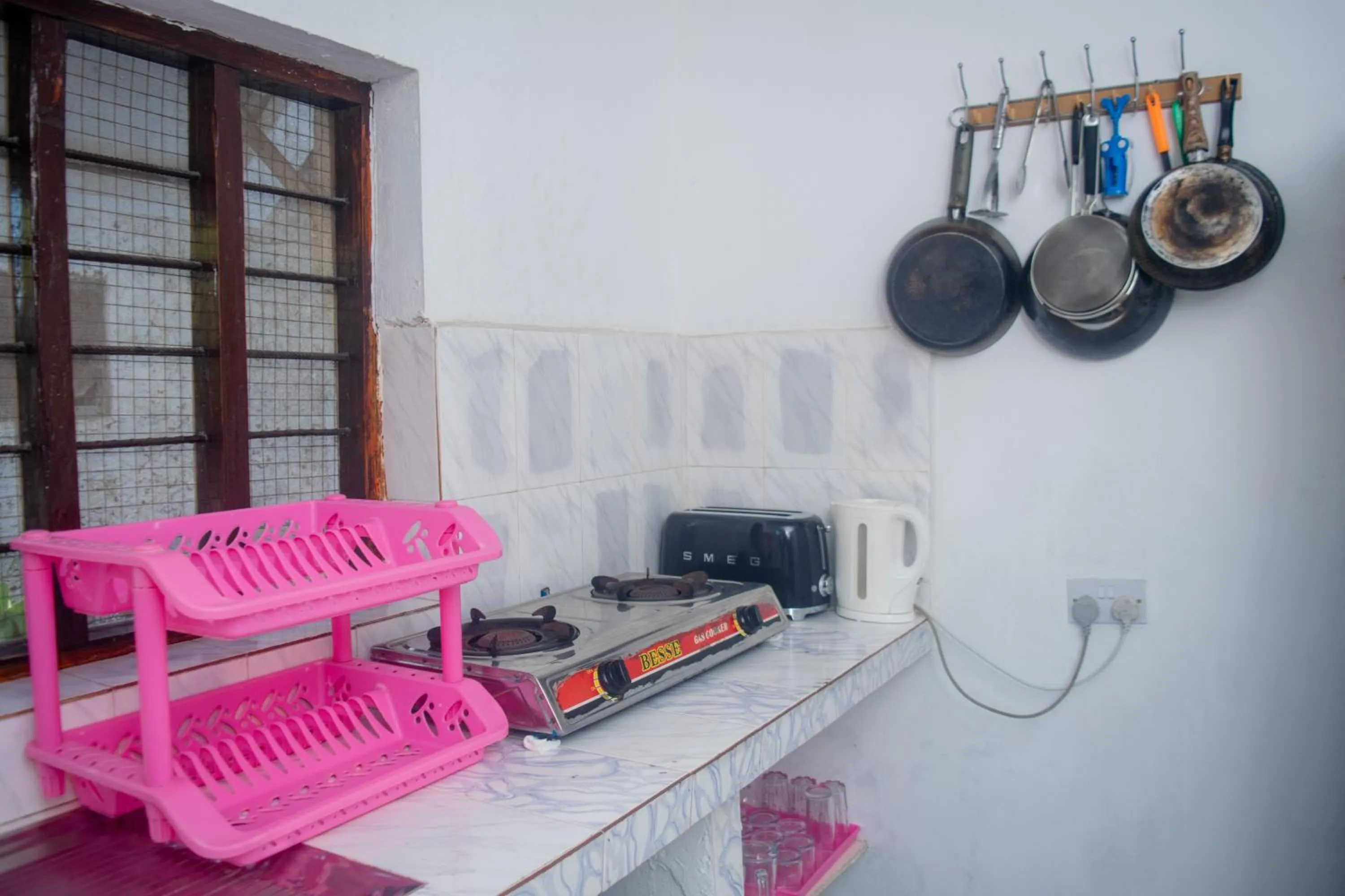 Communal kitchen in Mudi House