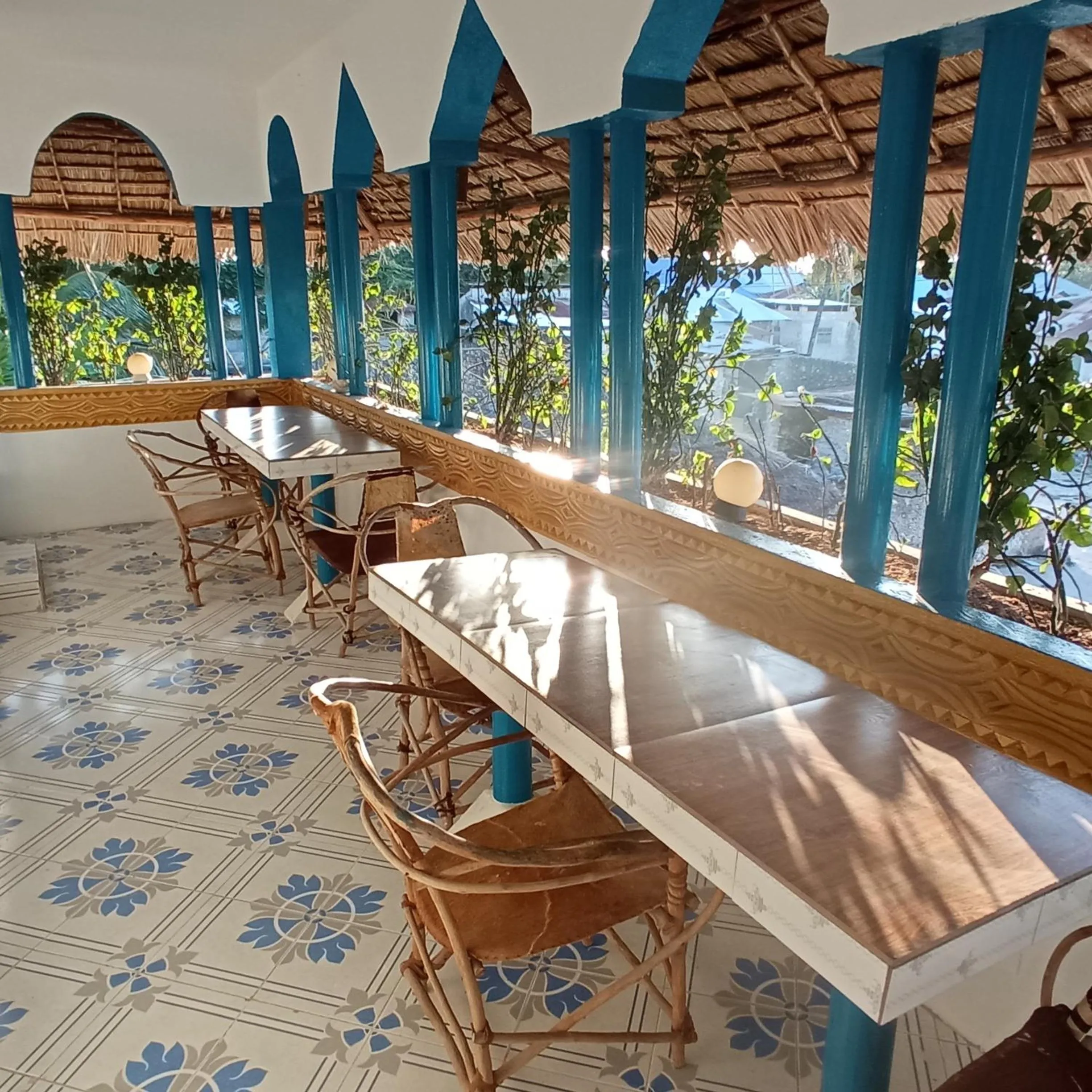 Restaurant/places to eat in Mudi House