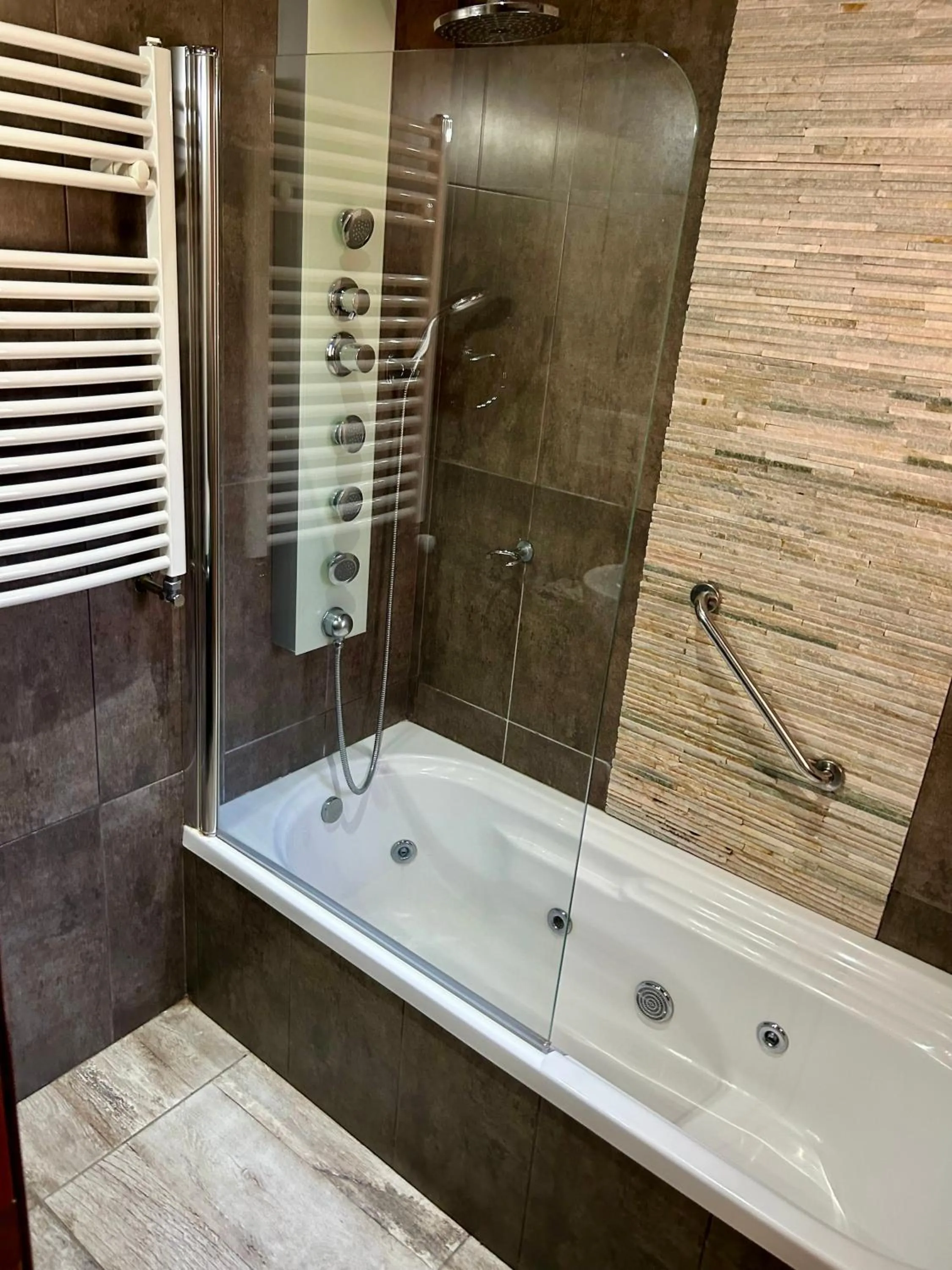 Shower in Bahia Paraiso Apart & Suites