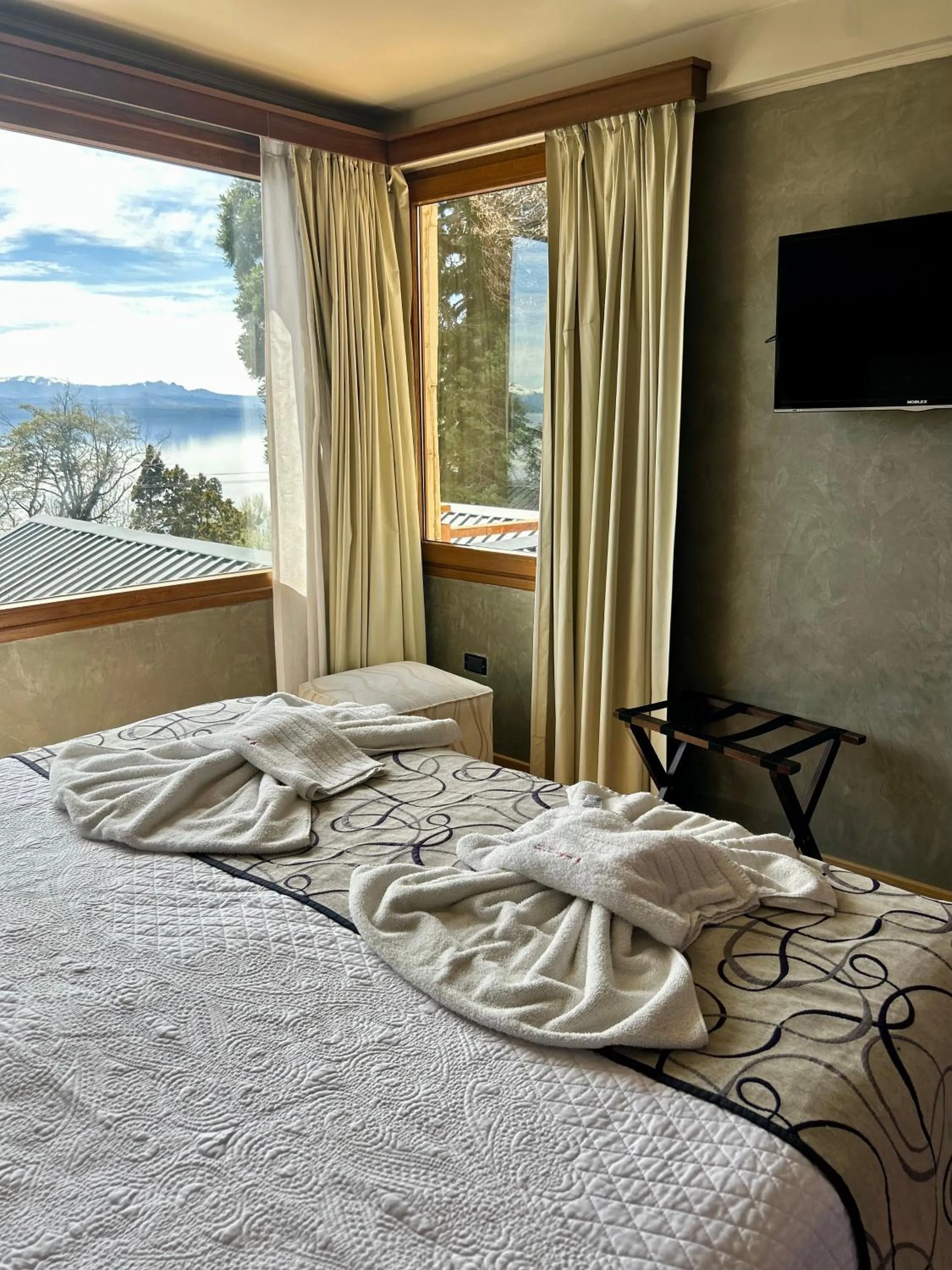 Bed in Bahia Paraiso Apart & Suites