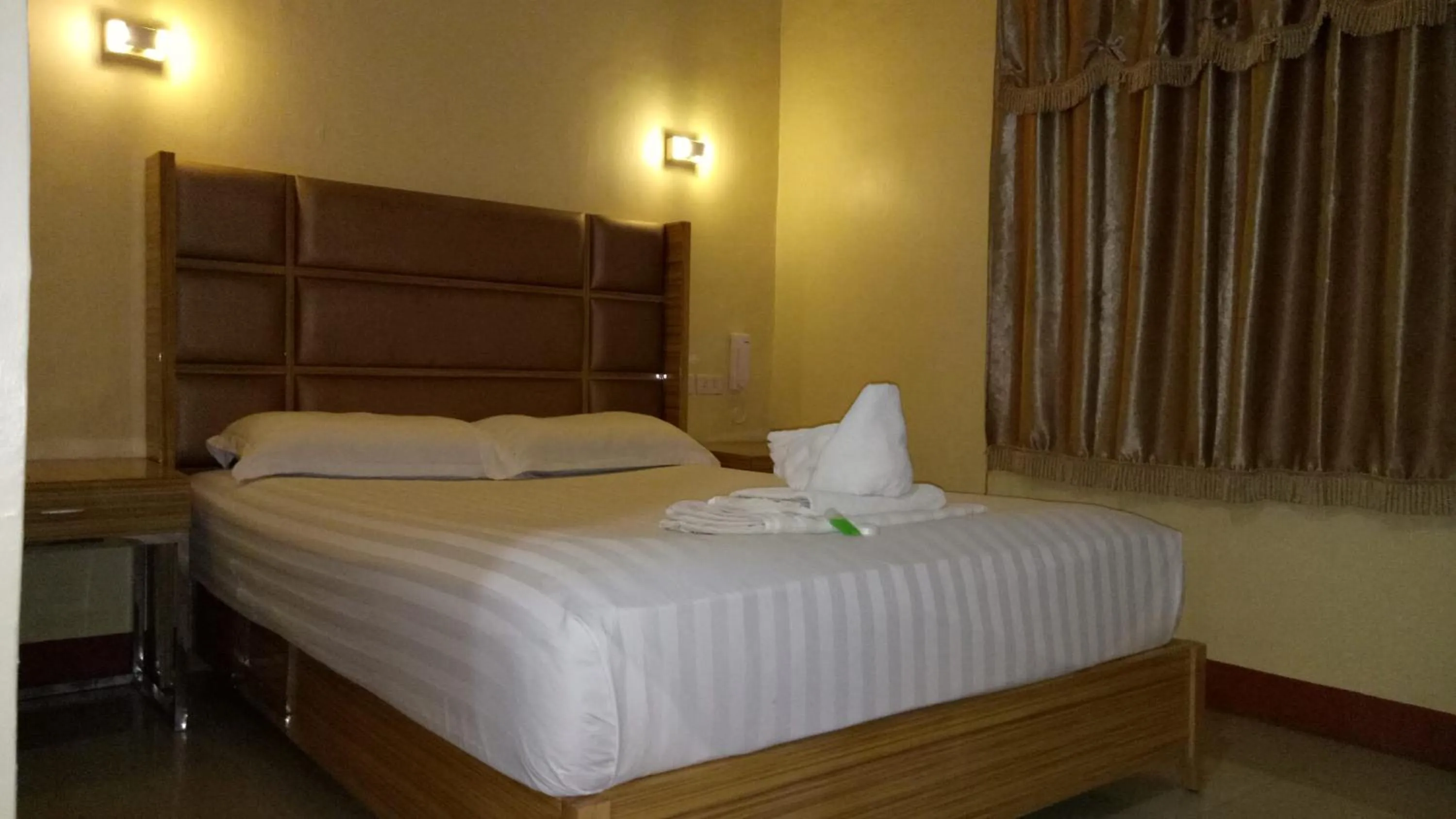 Bed in Jeamco Royal Hotel-Cotabato