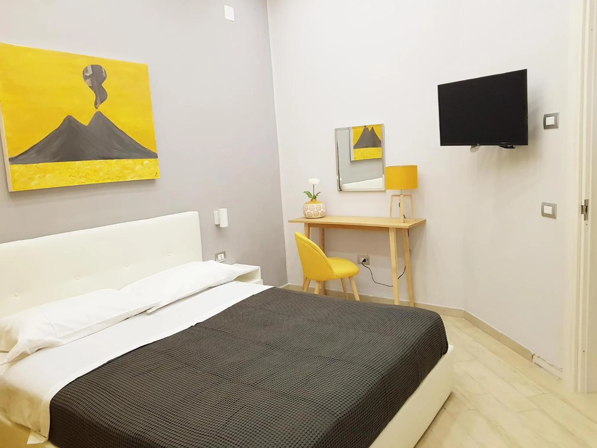 Bed in Solfatara Suites B&B