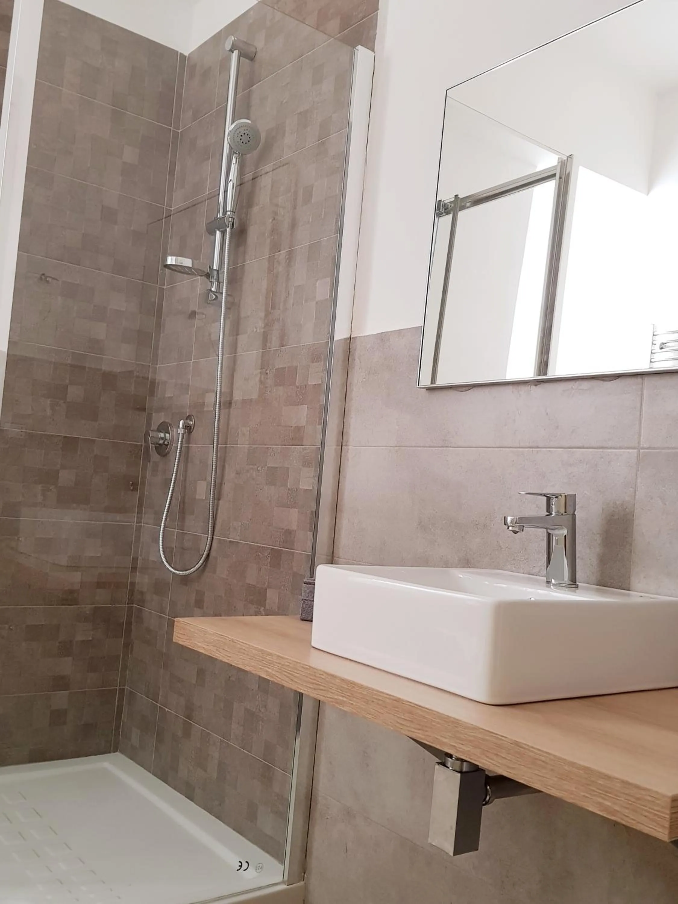 Bathroom in Solfatara Suites B&B