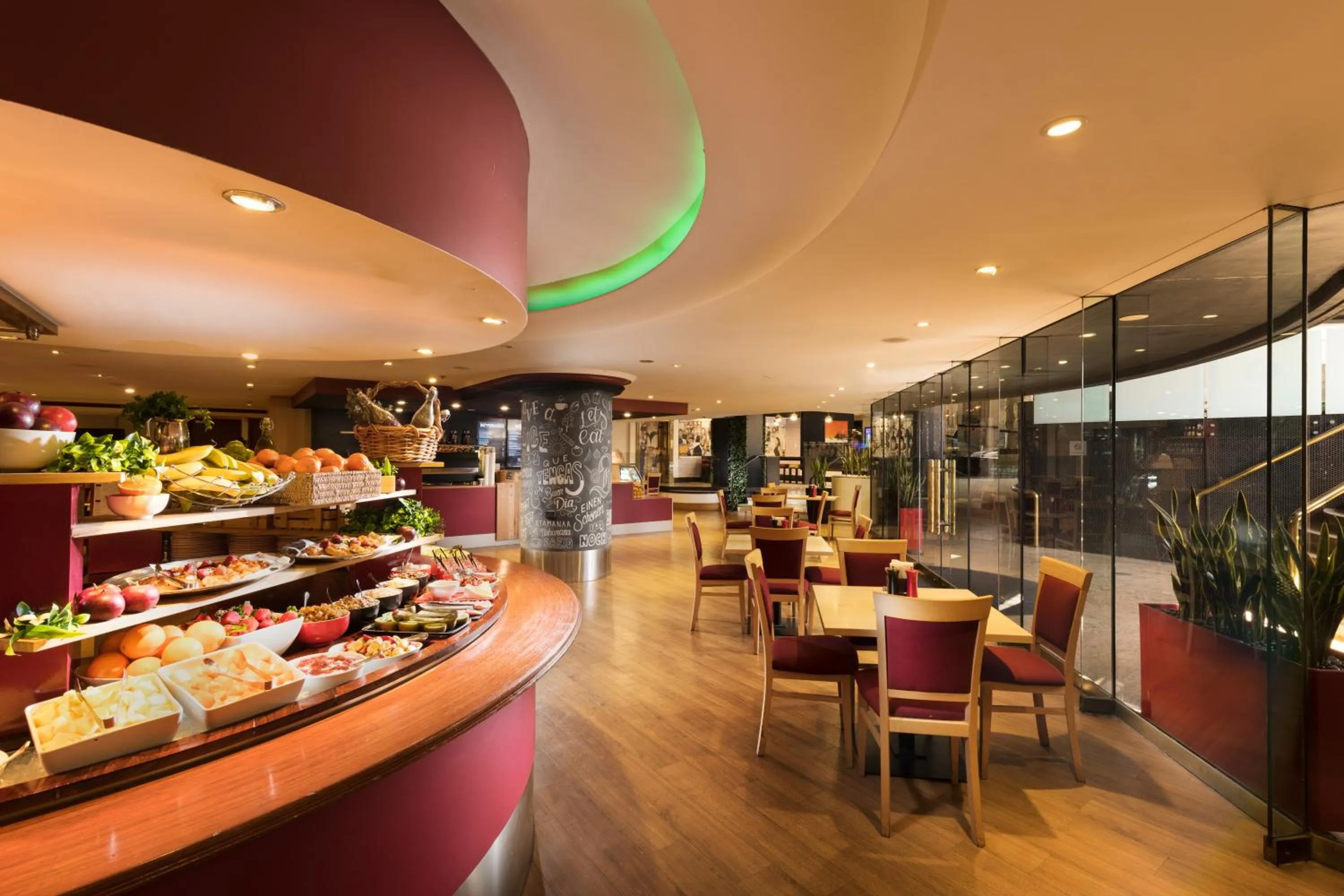 Restaurant/places to eat in Stamford Plaza Adelaide