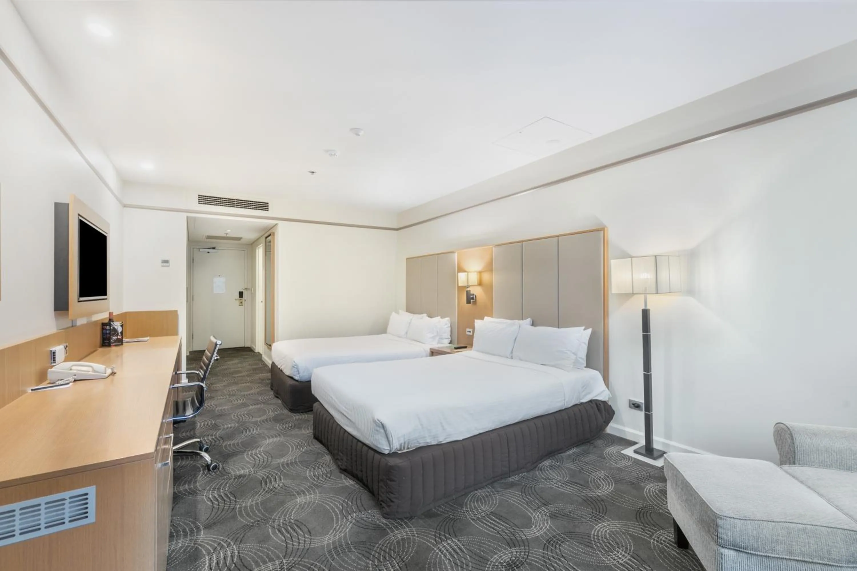 Bedroom, Bed in Stamford Plaza Adelaide