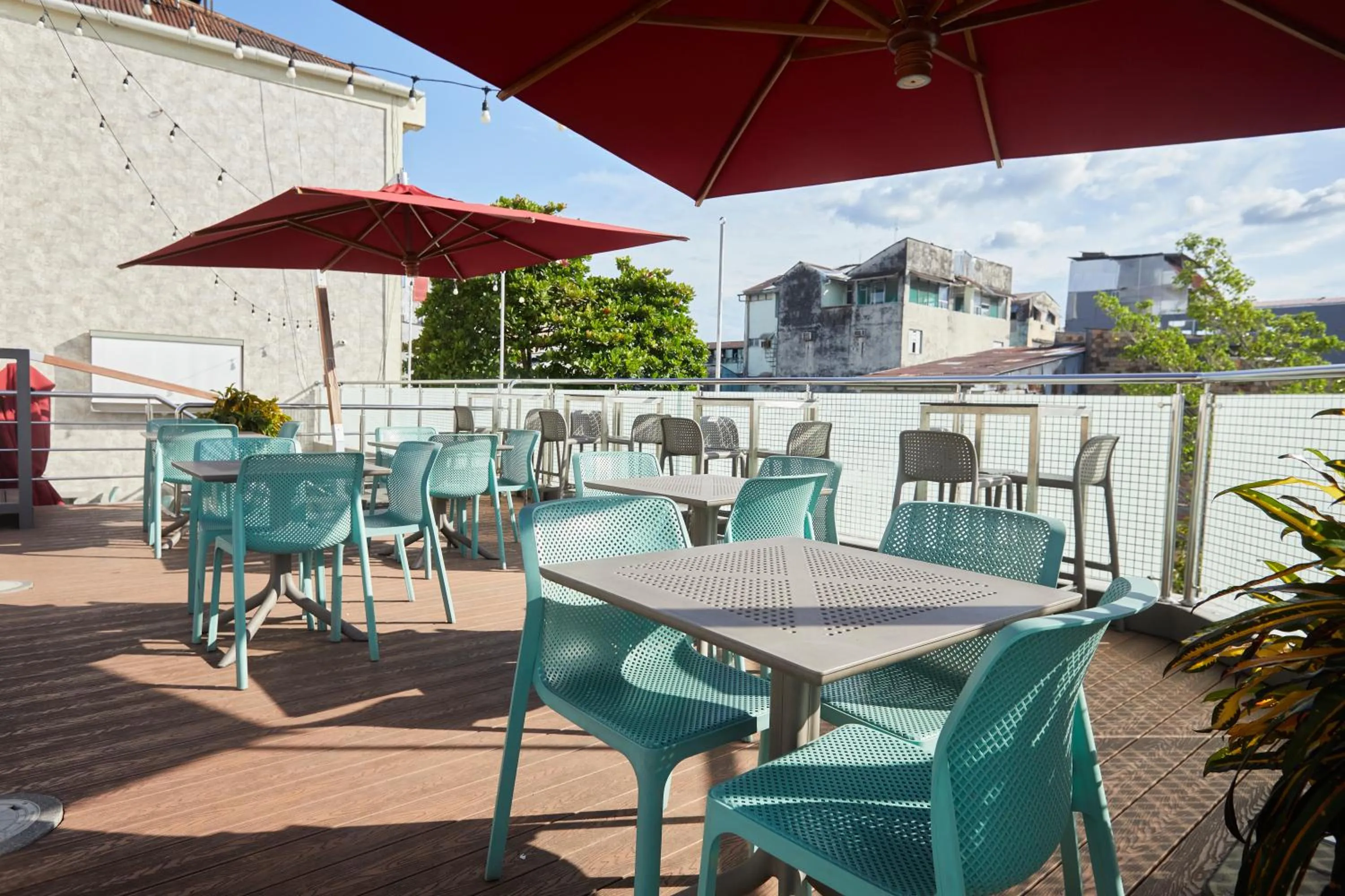 Patio in Victoria Regia Hotel
