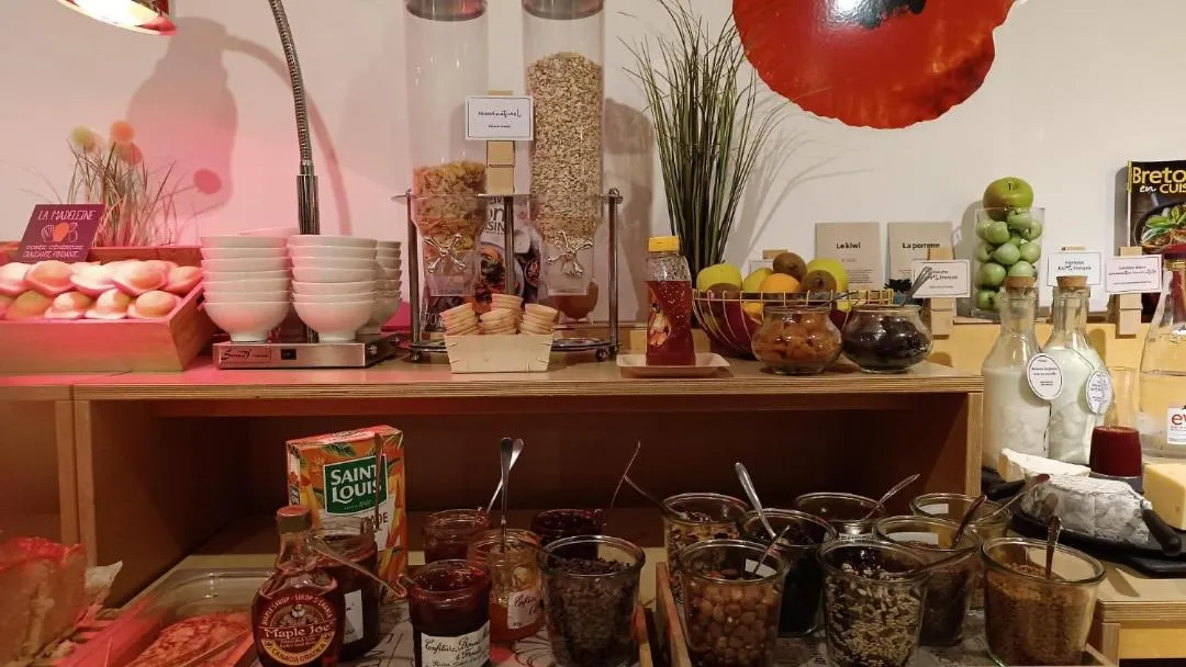 Breakfast in ibis budget Saint-Brieuc Yffiniac