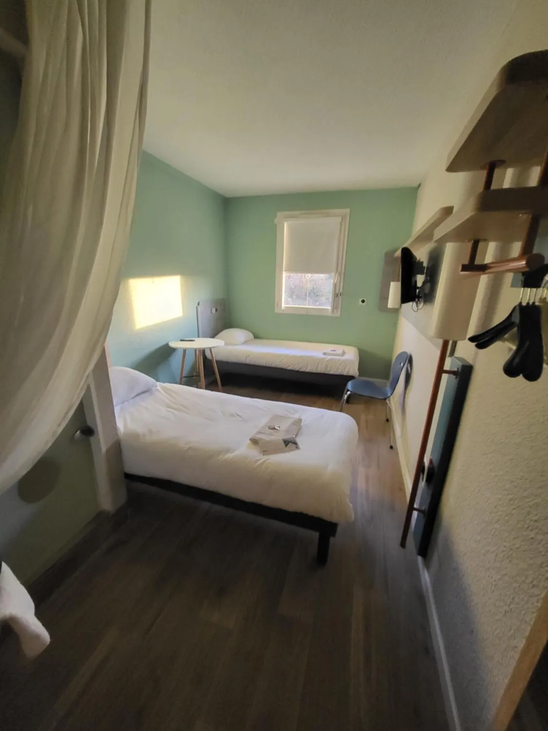 Photo of the whole room, Bed in ibis budget Saint-Brieuc Yffiniac