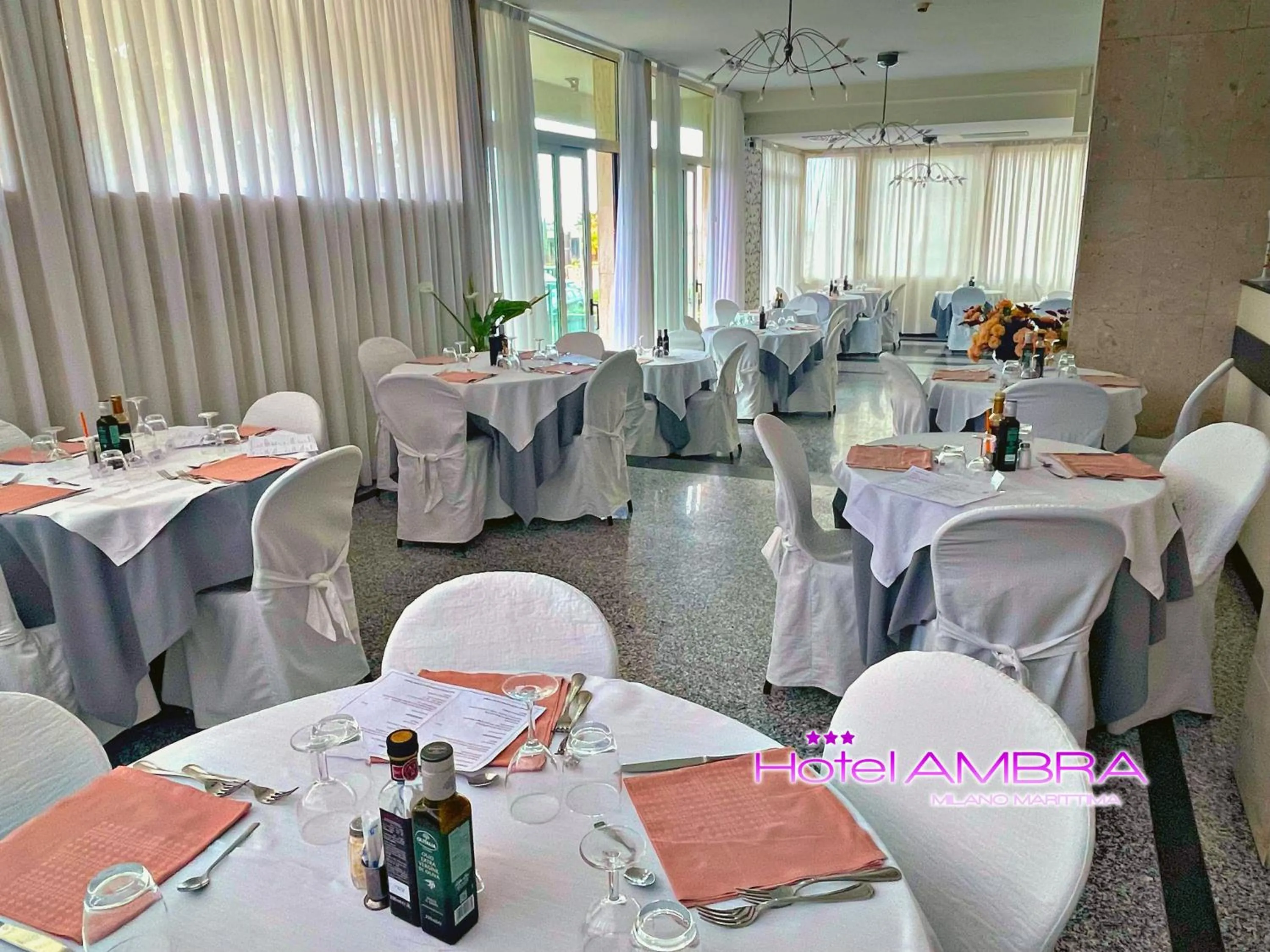 Restaurant/places to eat in HOTEL AMBRA - Fronte Mare - Vicinissimi al Centro