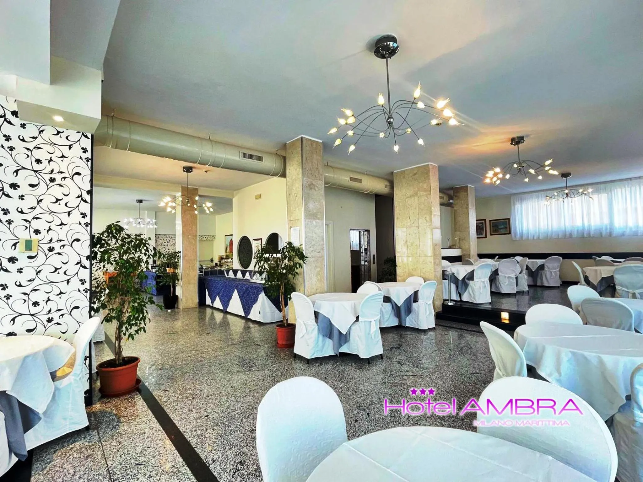 Restaurant/places to eat in HOTEL AMBRA - Fronte Mare - Vicinissimi al Centro