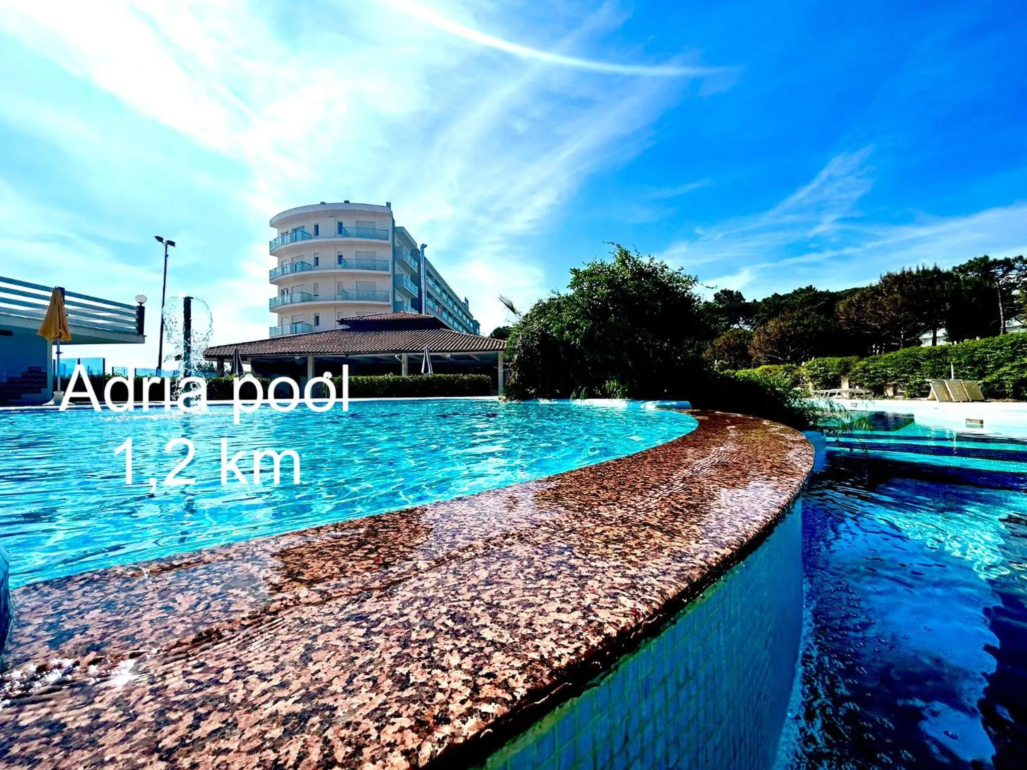  in HOTEL AMBRA - Fronte Mare - Vicinissimi al Centro