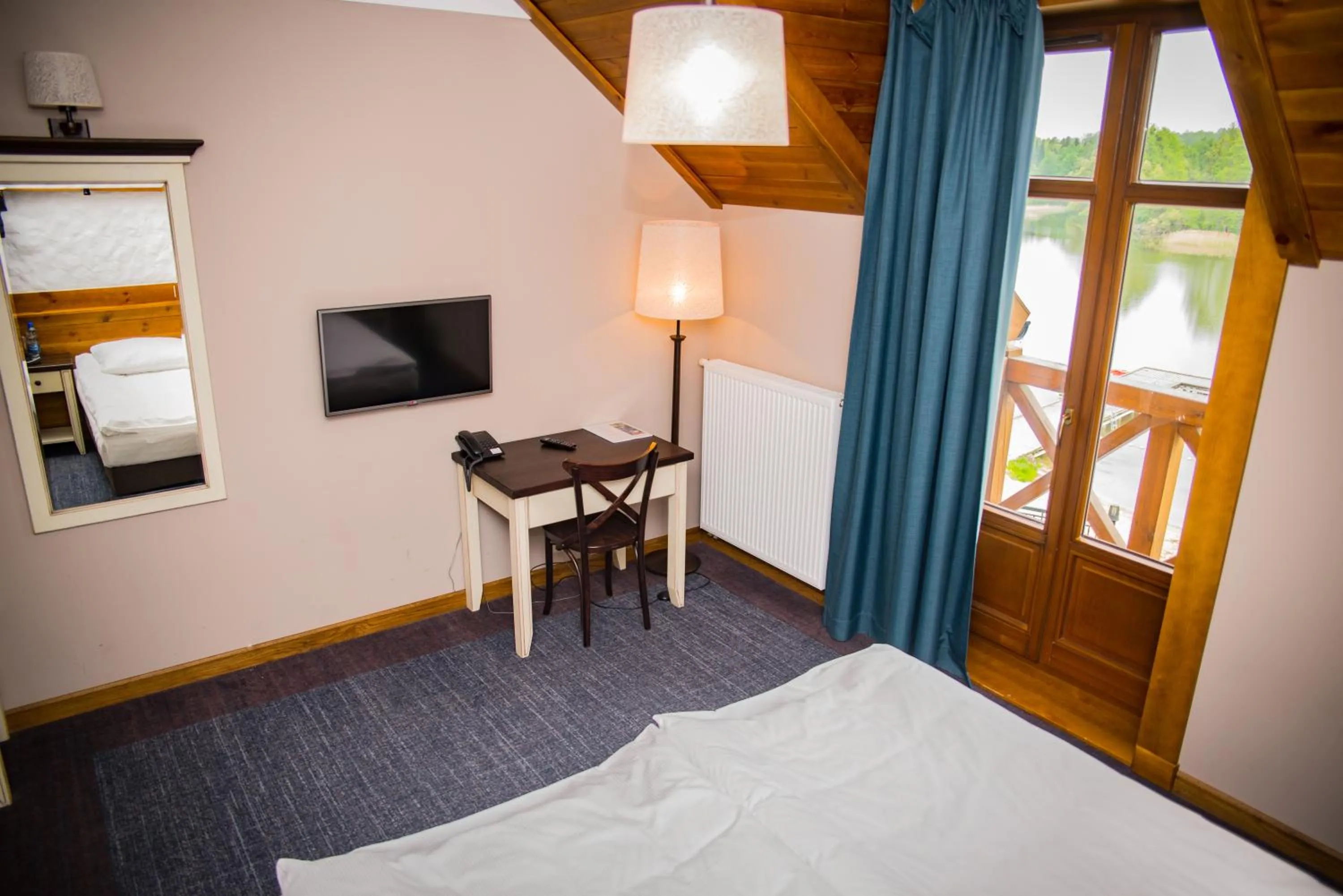 Photo of the whole room, Bed in Folwark Łękuk