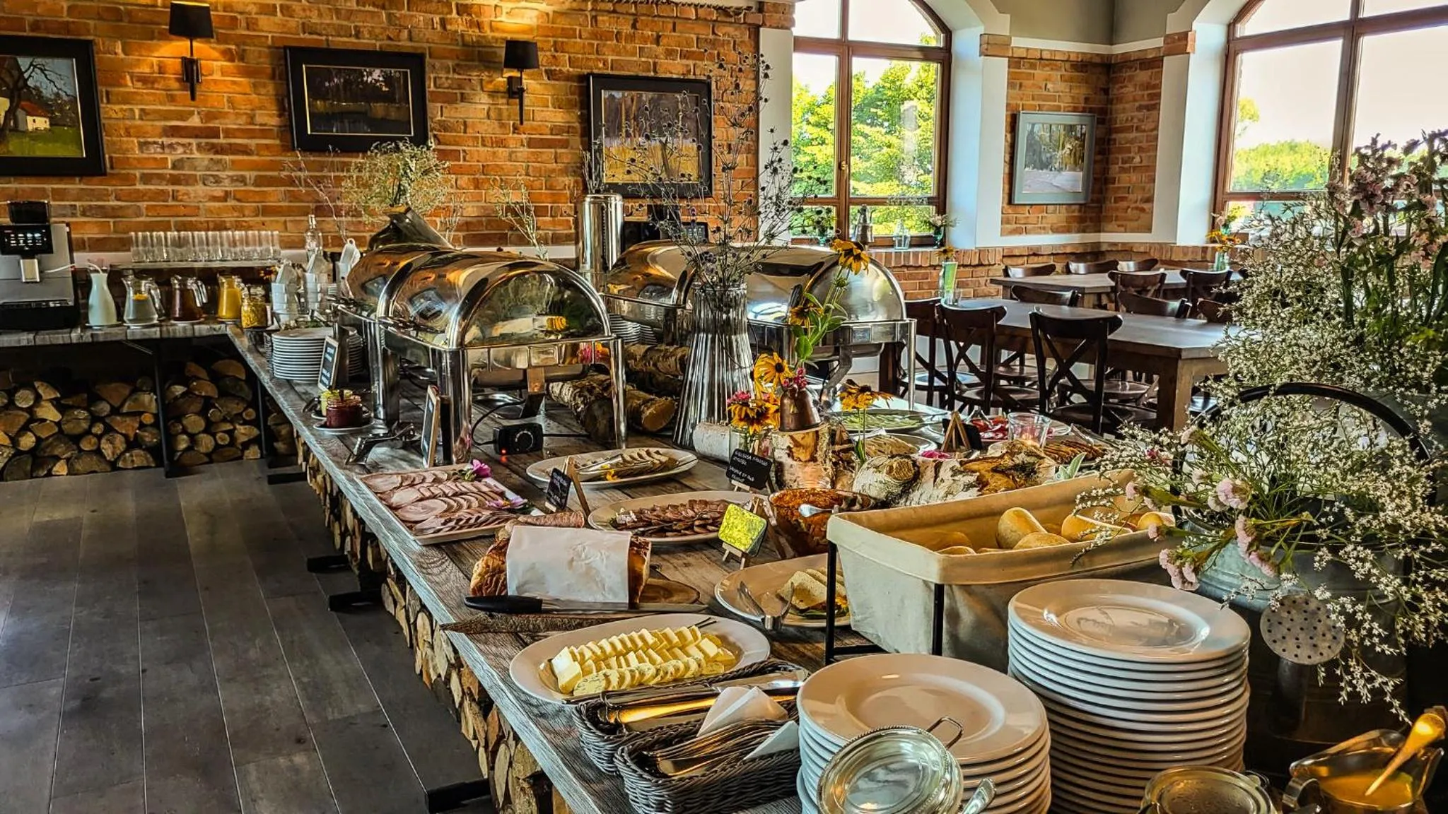 Restaurant/places to eat in Folwark Łękuk