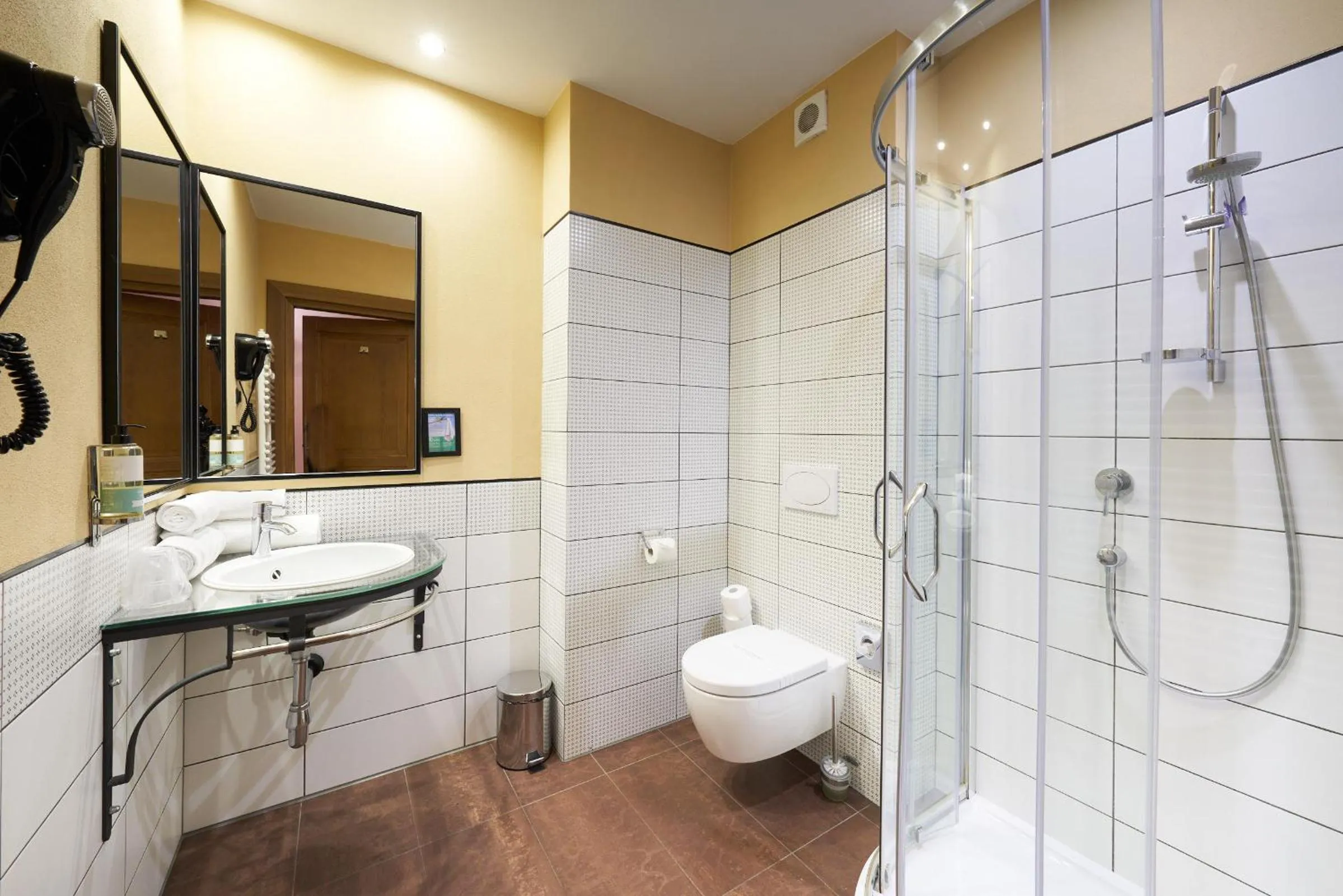 Bathroom in Folwark Łękuk