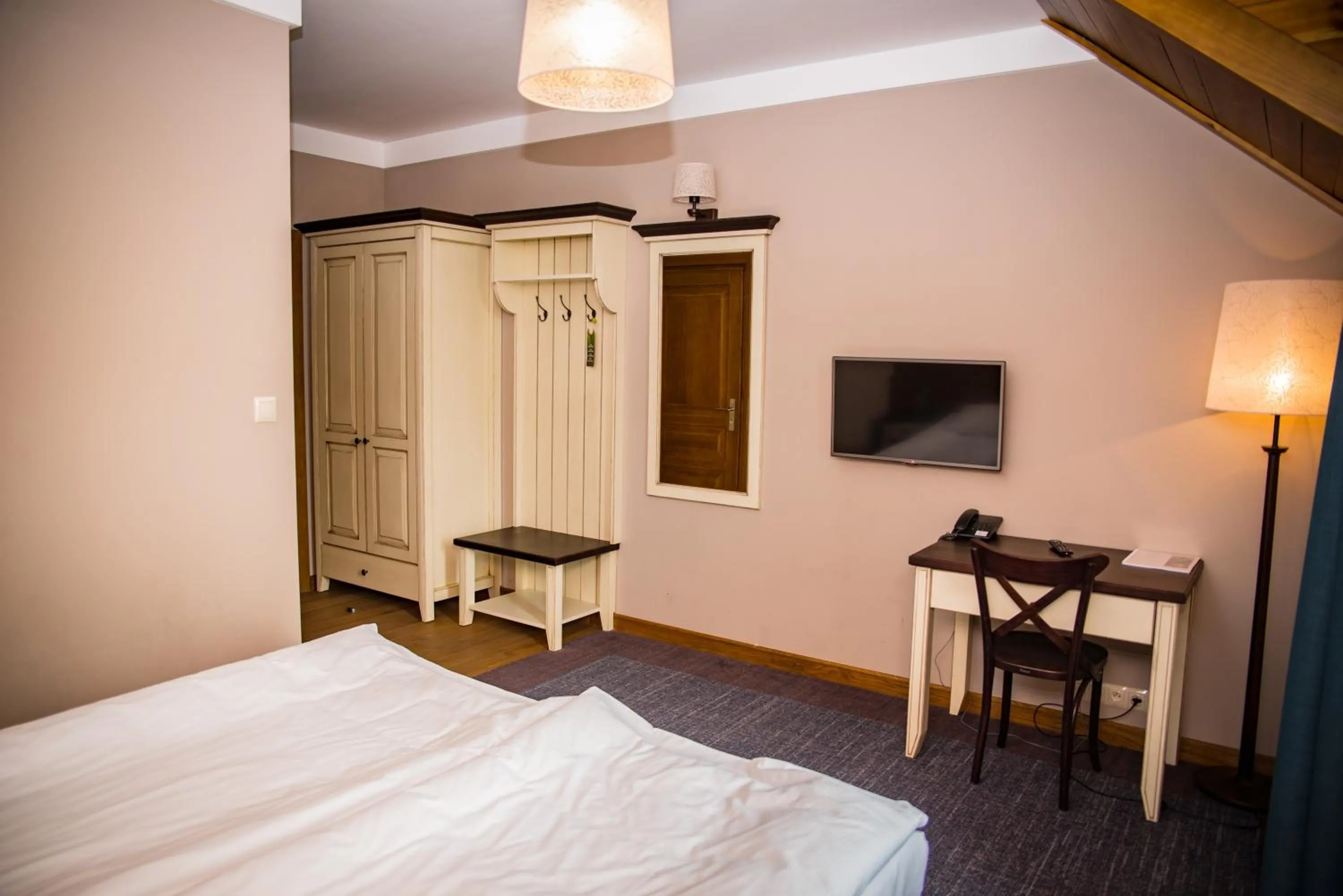 Photo of the whole room, Bed in Folwark Łękuk