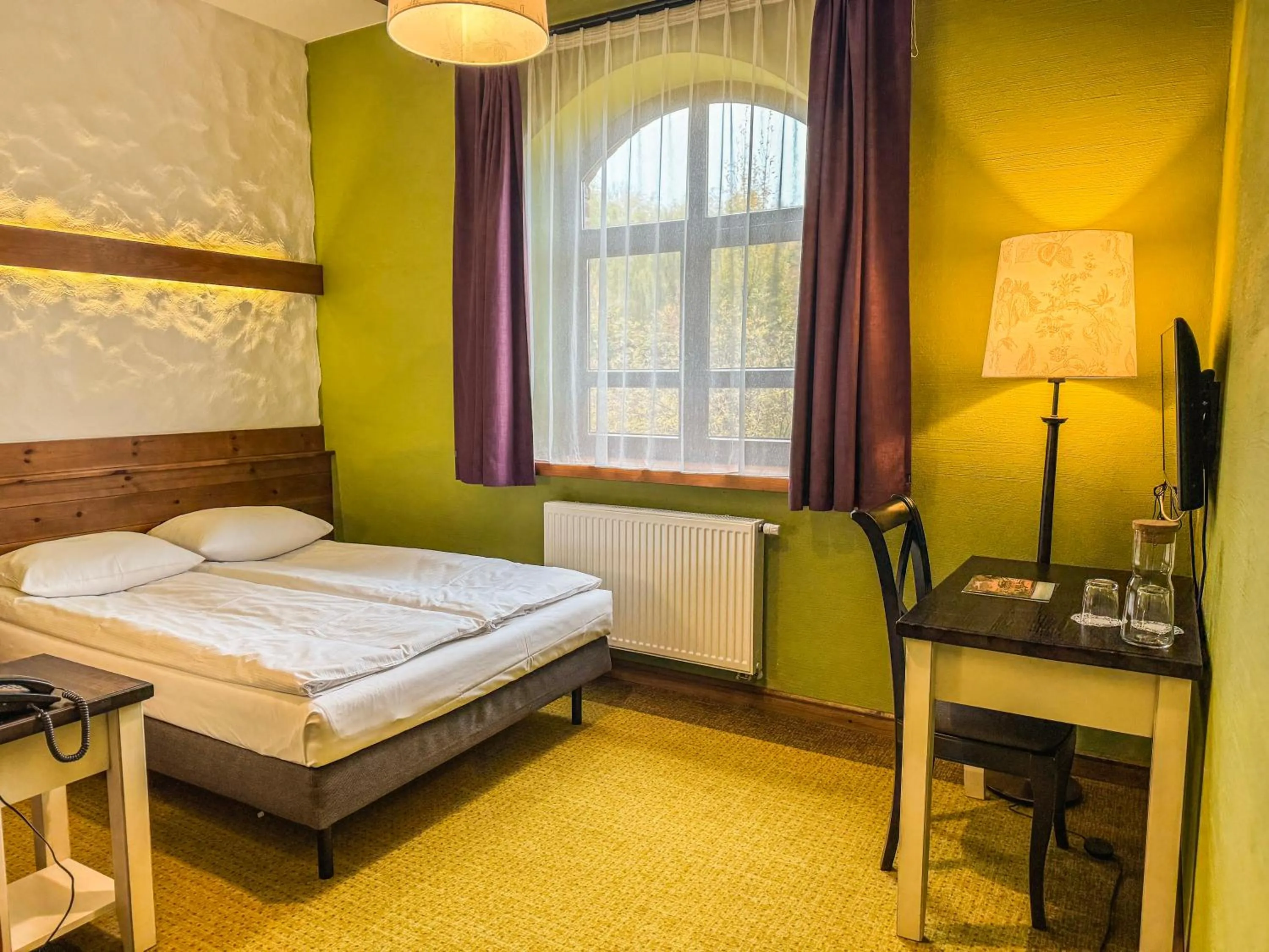 Other, Bed in Folwark Łękuk