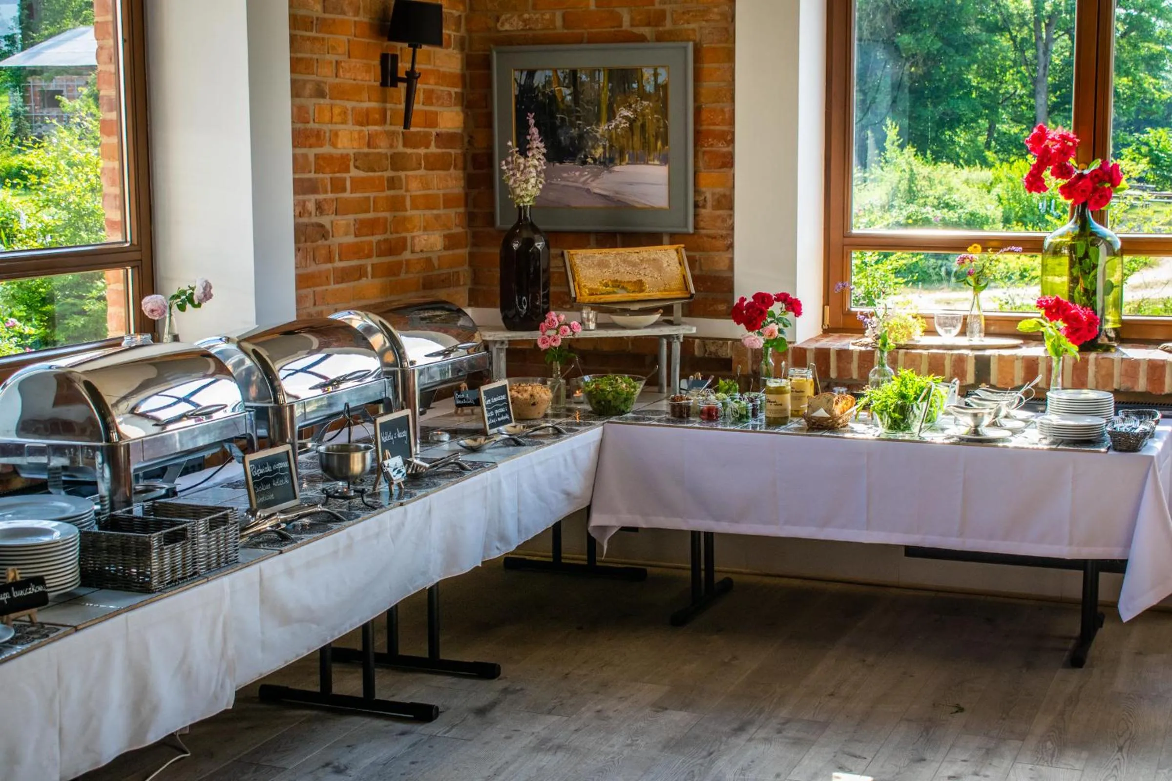 Restaurant/places to eat in Folwark Łękuk