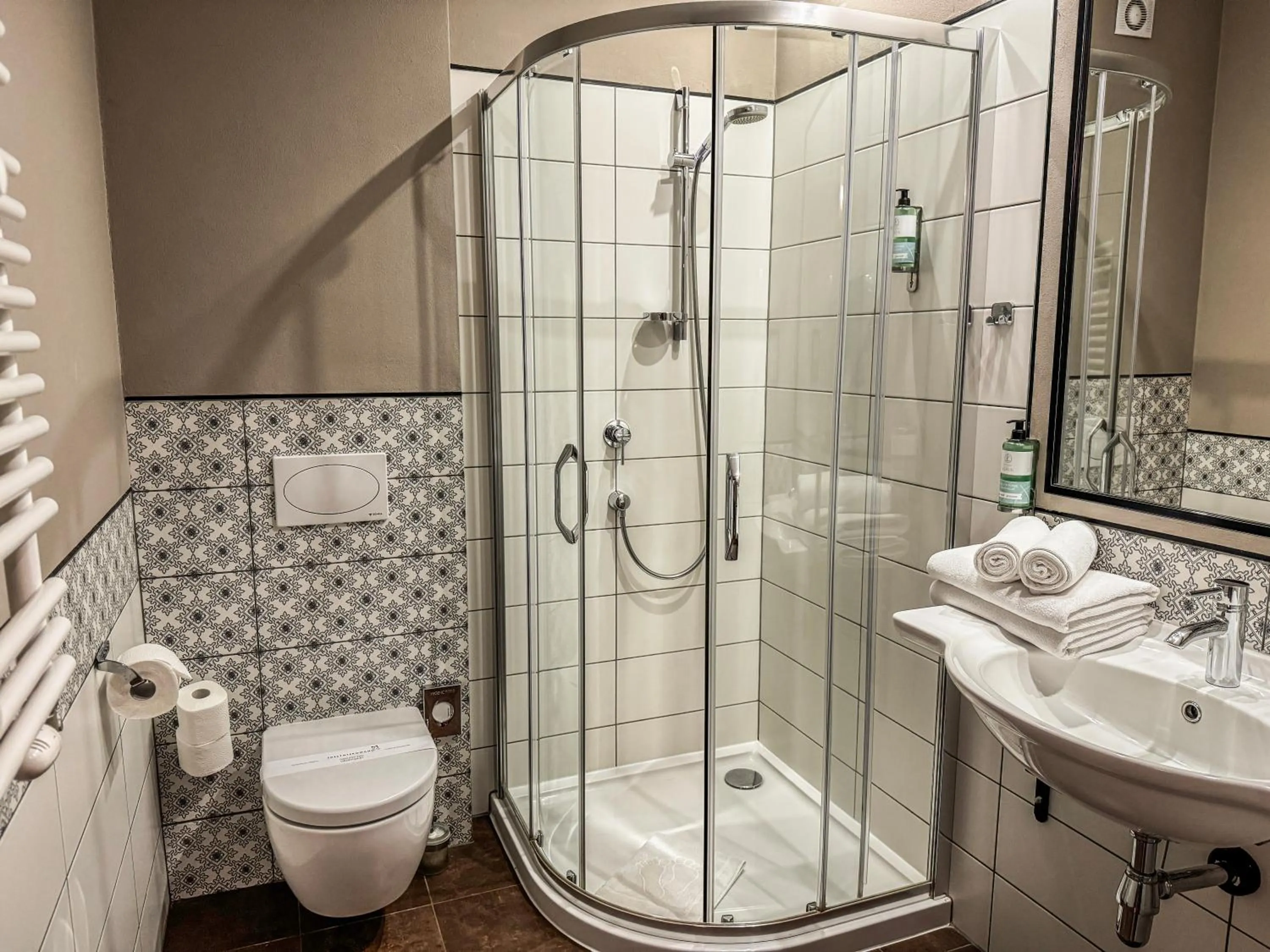 Bathroom in Folwark Łękuk