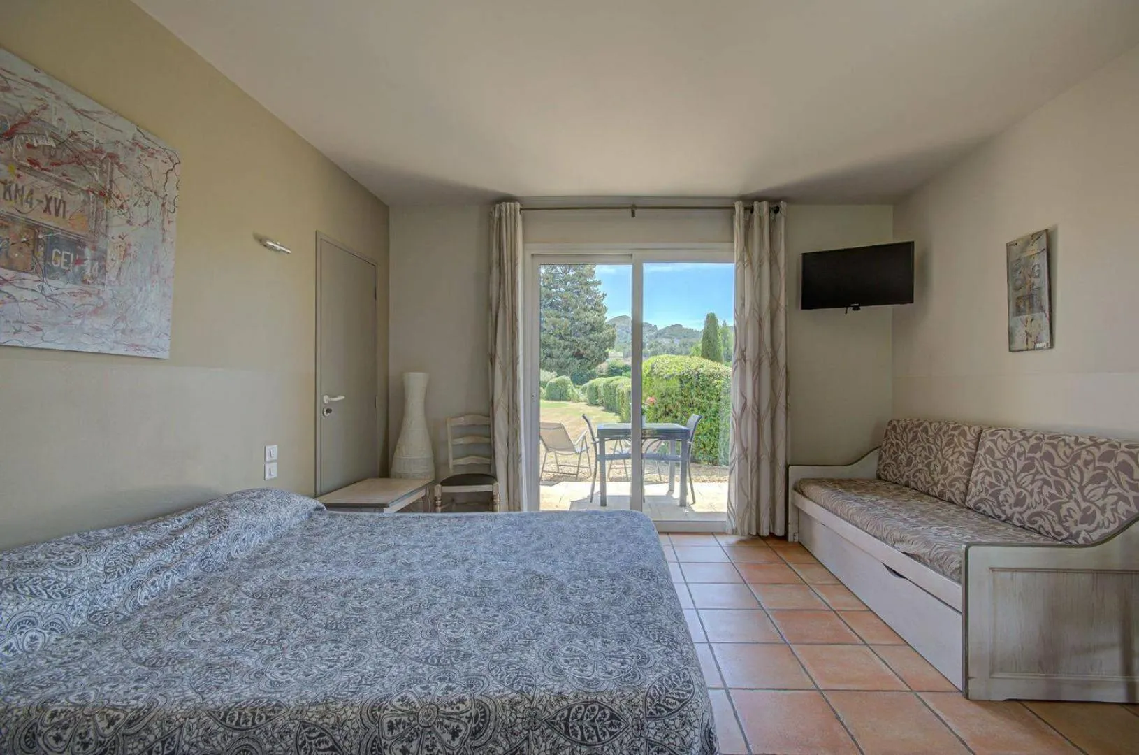 Bed in Les Résidences de Métifiot