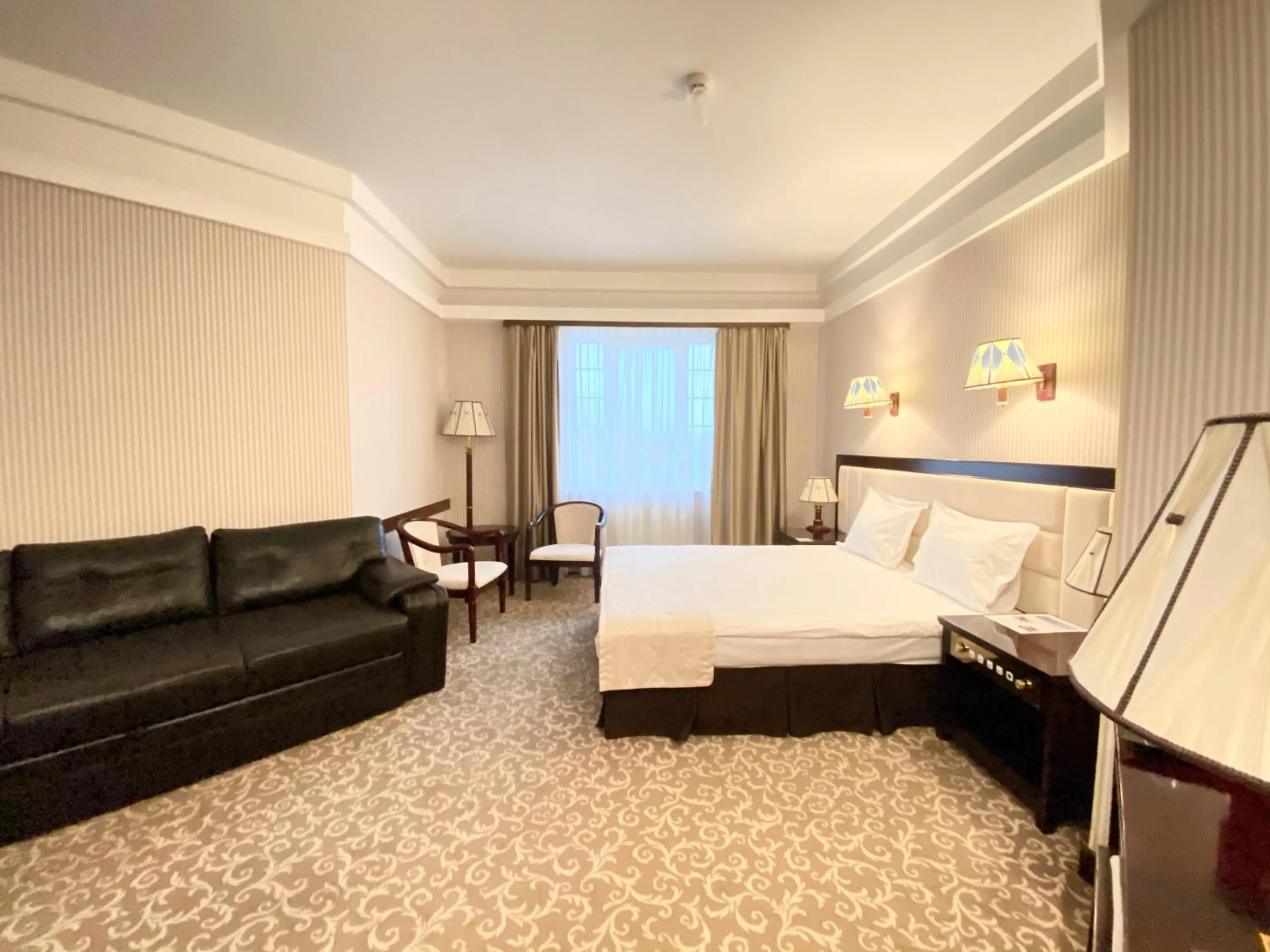 Photo of the whole room, Bed in Sofievsky Posad Hotel