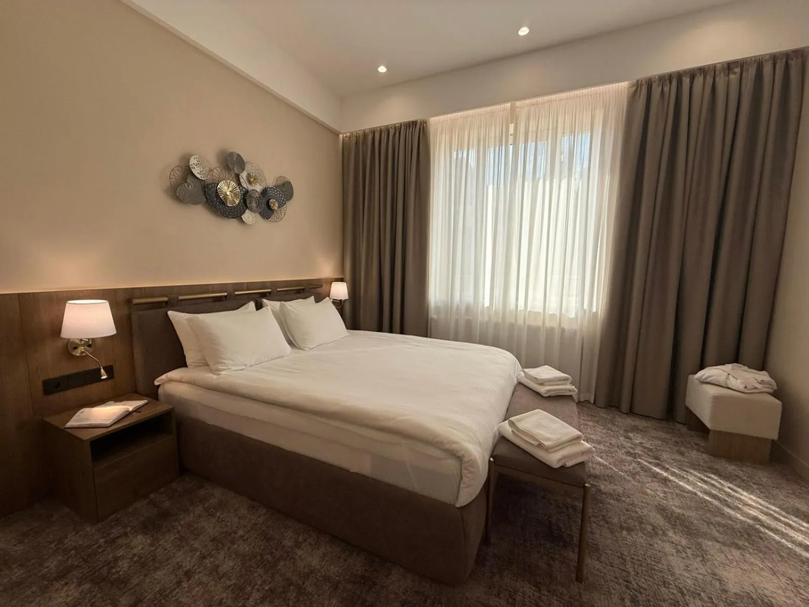 Bed in Sofievsky Posad Hotel