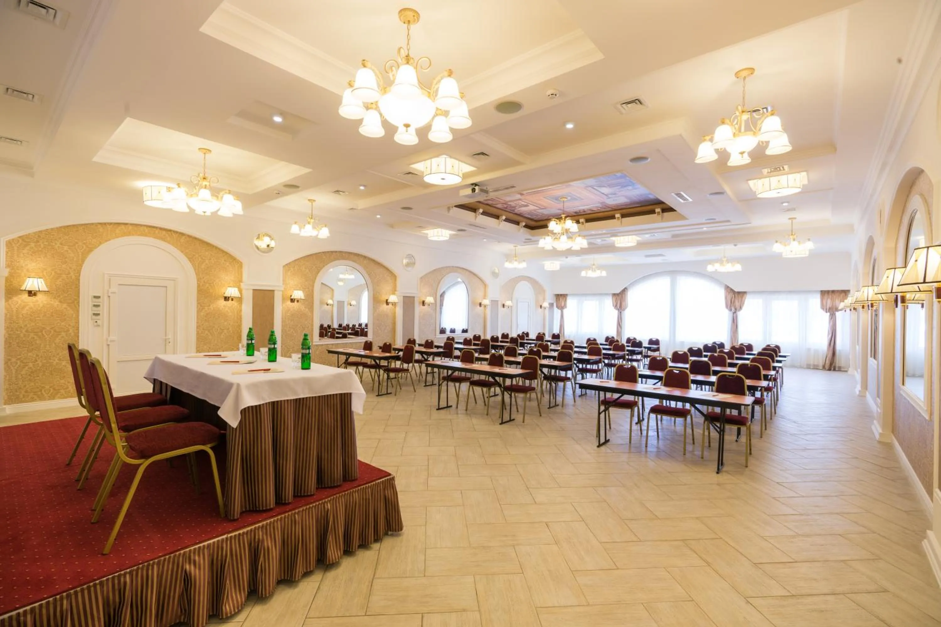 Business facilities in Sofievsky Posad Hotel