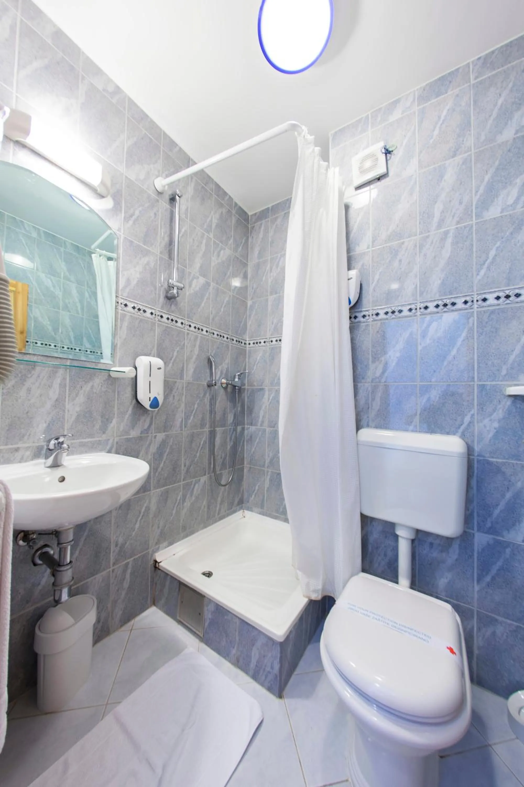 Bathroom in Hotel Kristal