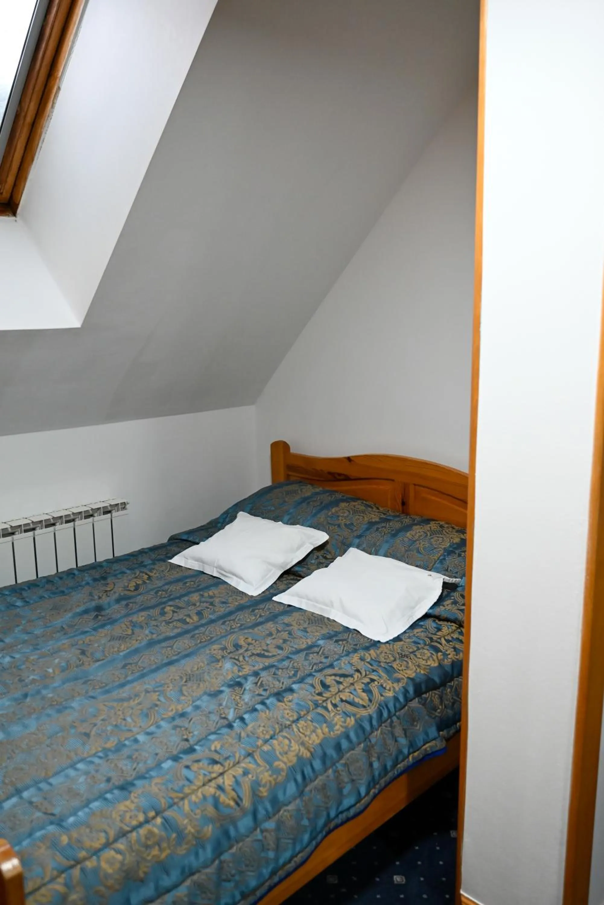 Bed in Hotel Kristal