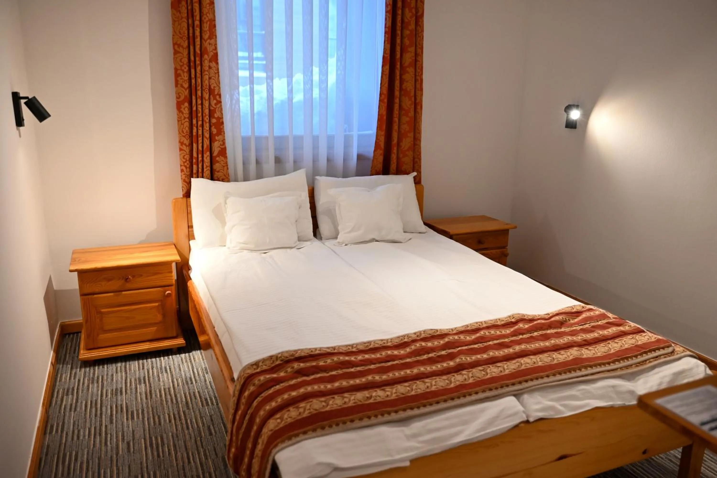 Bed in Hotel Kristal