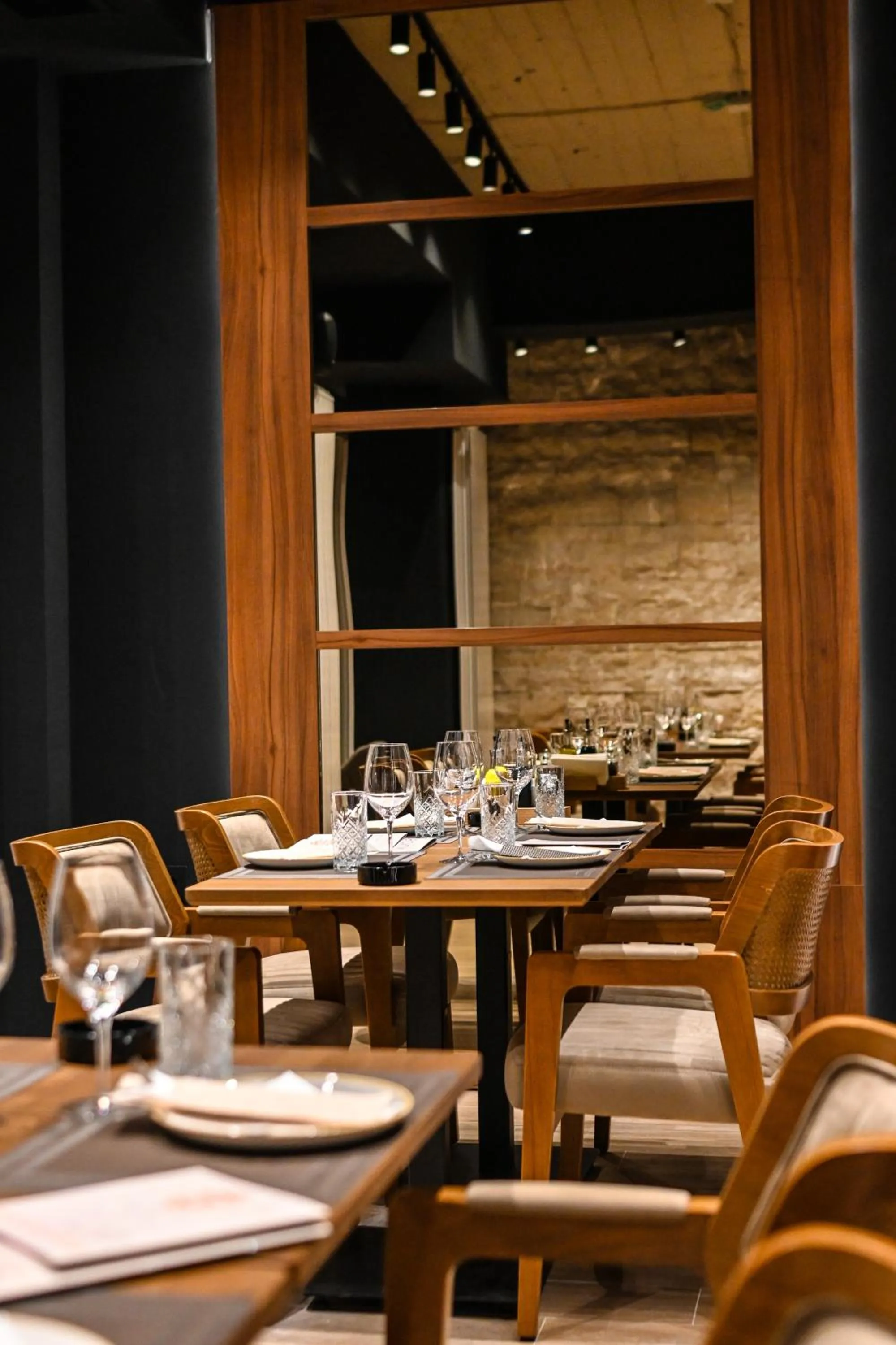 Restaurant/places to eat in Hotel Kristal