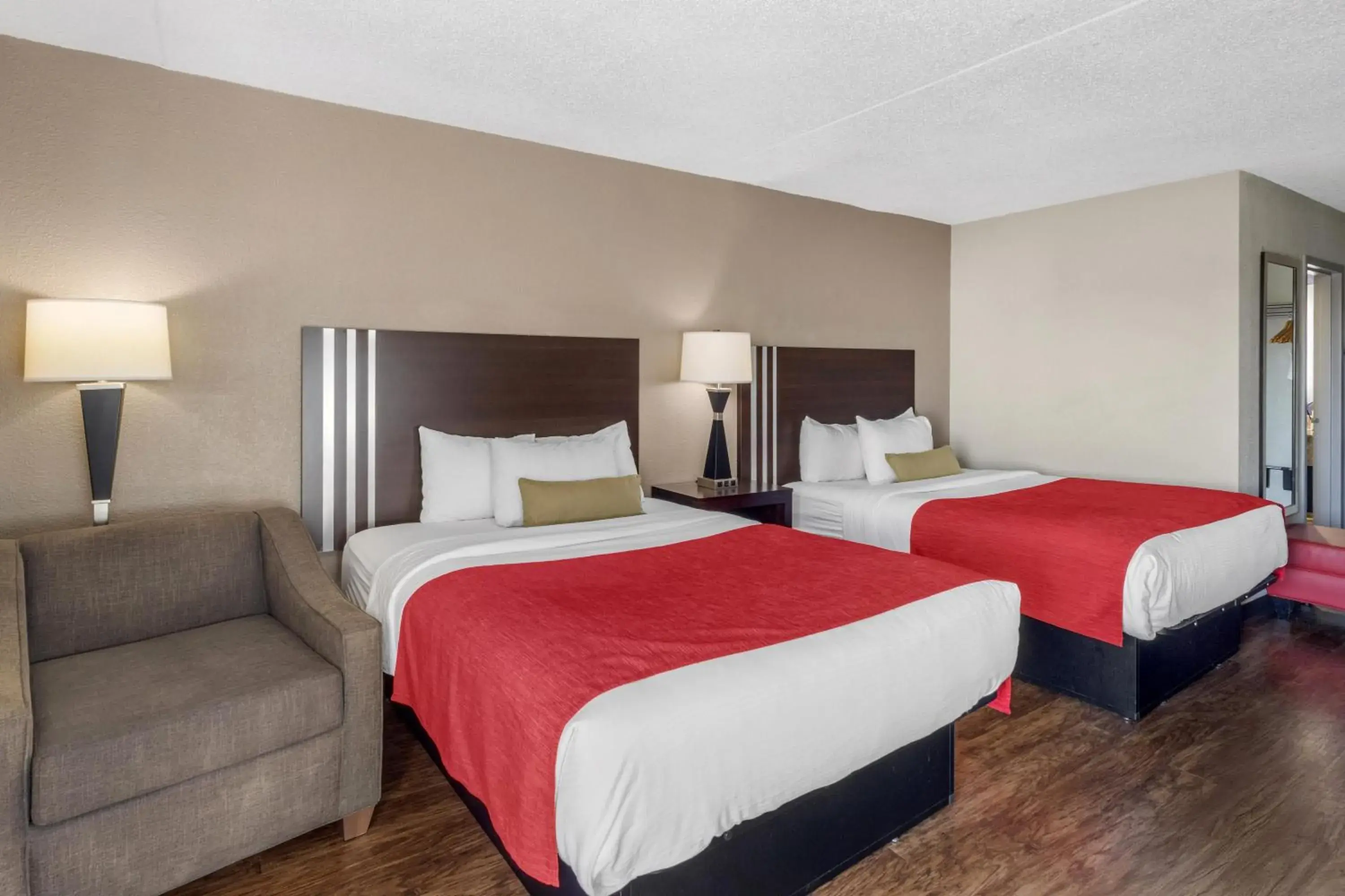 Queen Room with Two Queen Beds - Non-Smoking in SureStay by Best Western Greenville Queen Room with Two Queen Beds - Non-Smoking in SureStay by Best Western Greenville