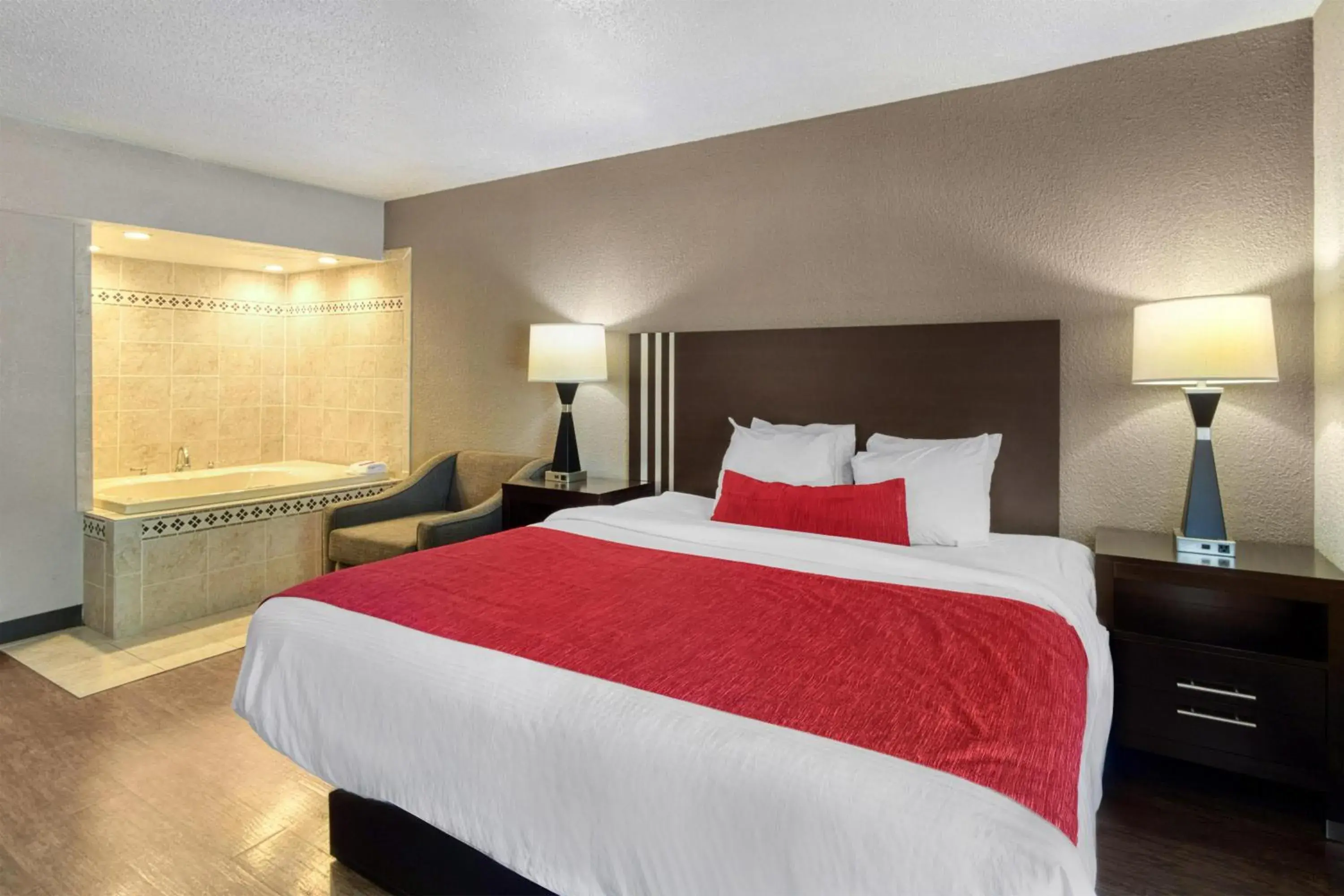 King Room with Spa Bath and Sitting Area - Non-Smoking in SureStay by Best Western Greenville King Room with Spa Bath and Sitting Area - Non-Smoking in SureStay by Best Western Greenville