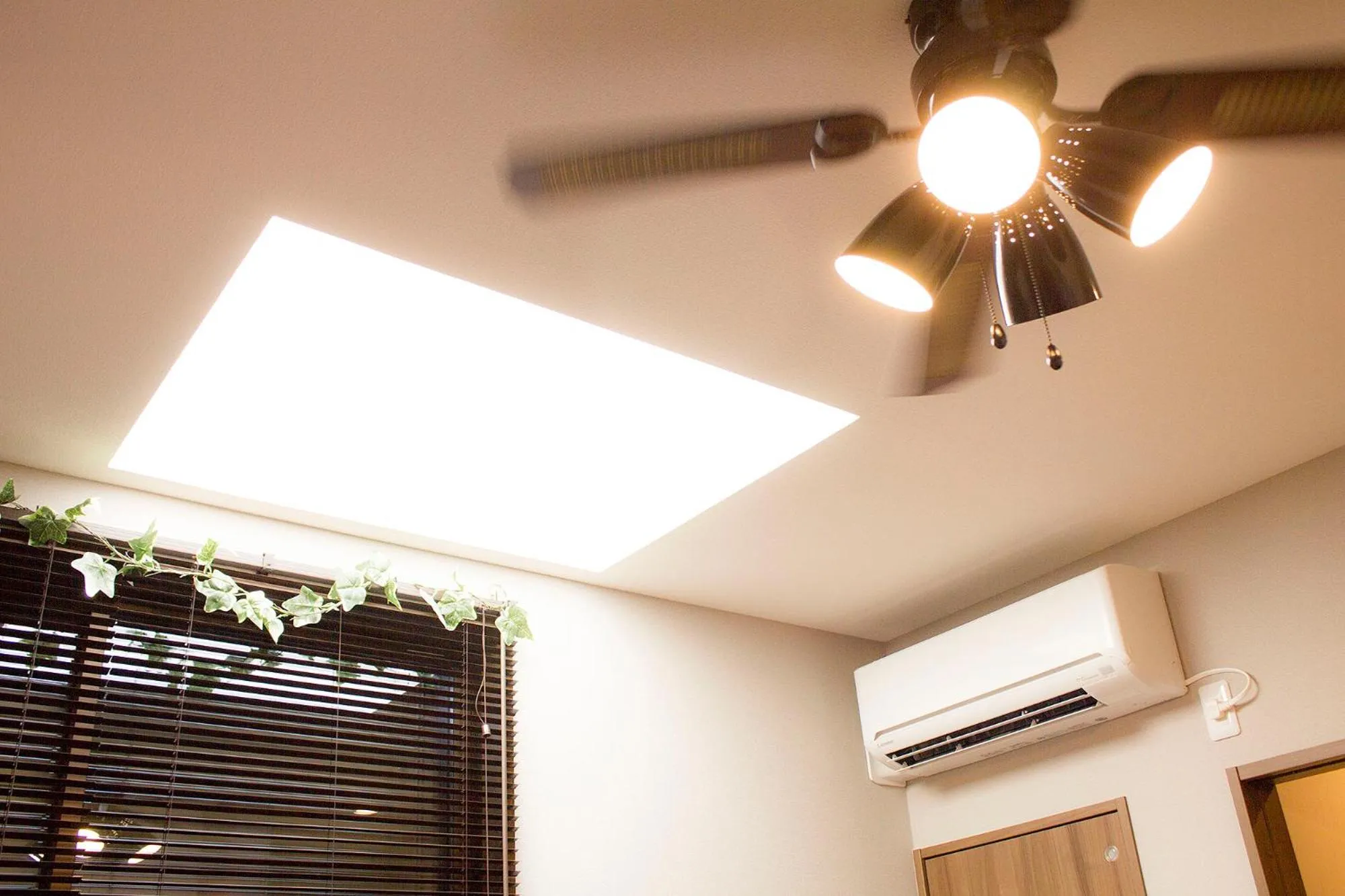 Decorative detail in TOMARO Osaka Bay