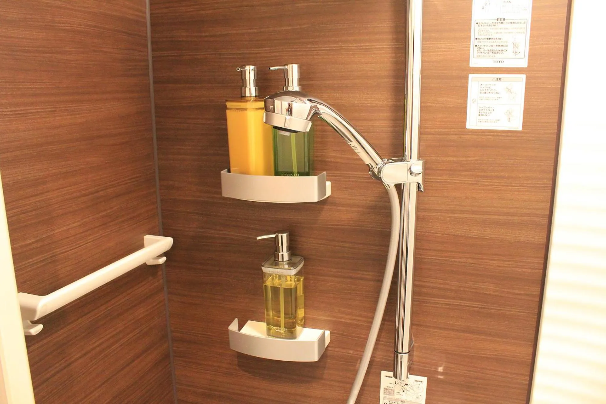 Shower in TOMARO Osaka Bay