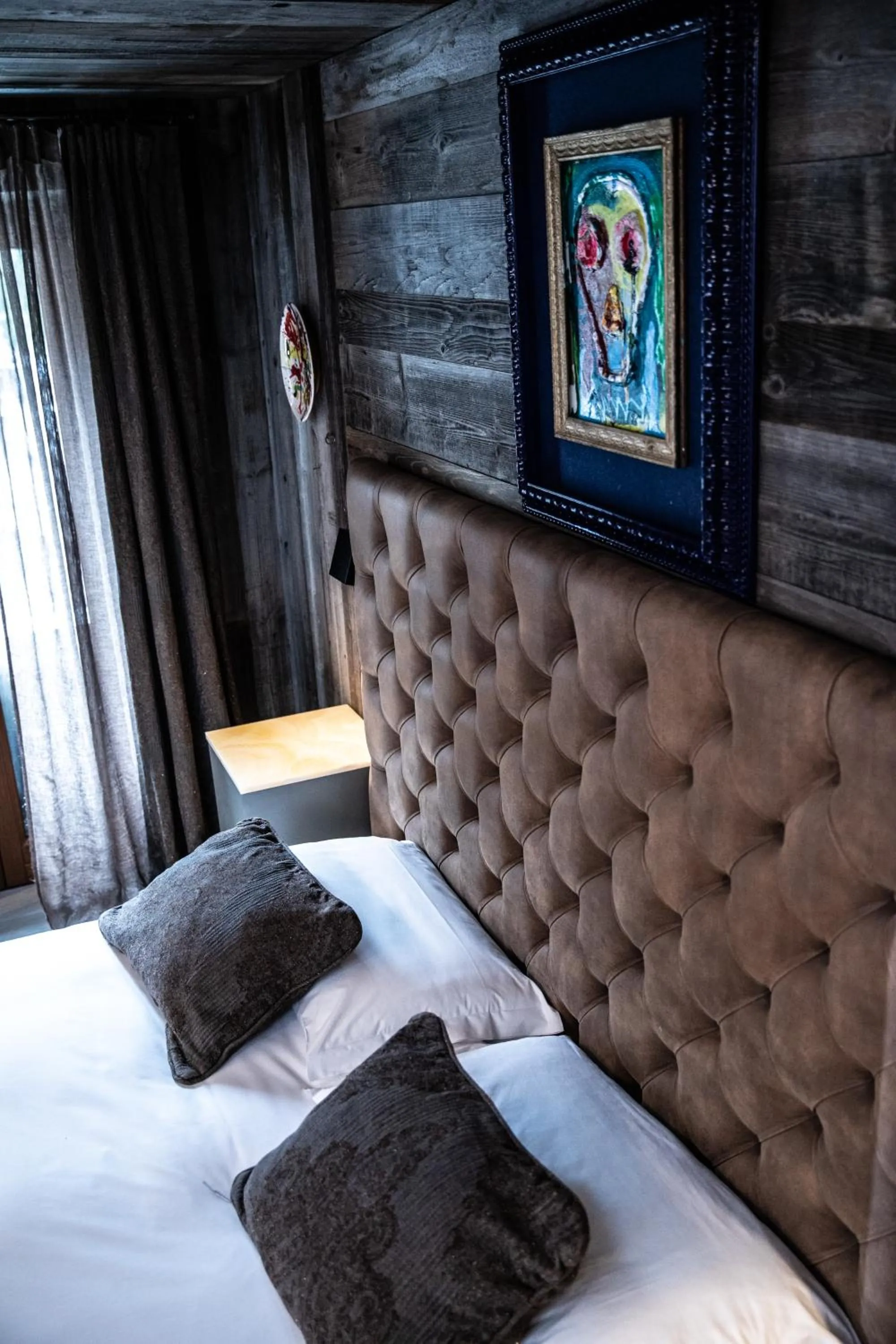 Bed in Art Hotel Grivola