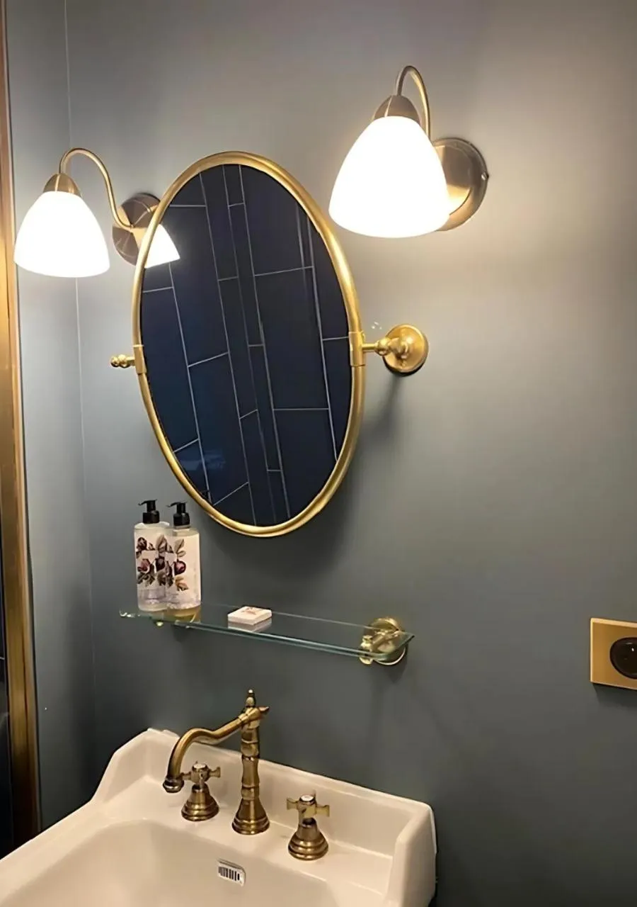 Bathroom in Château d'Ermenonville