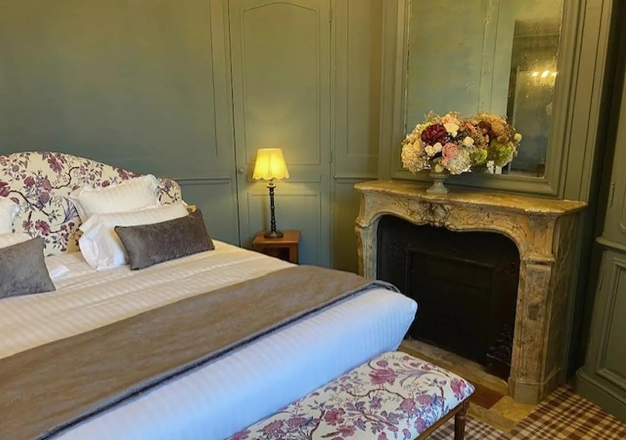 Bed in Château d'Ermenonville