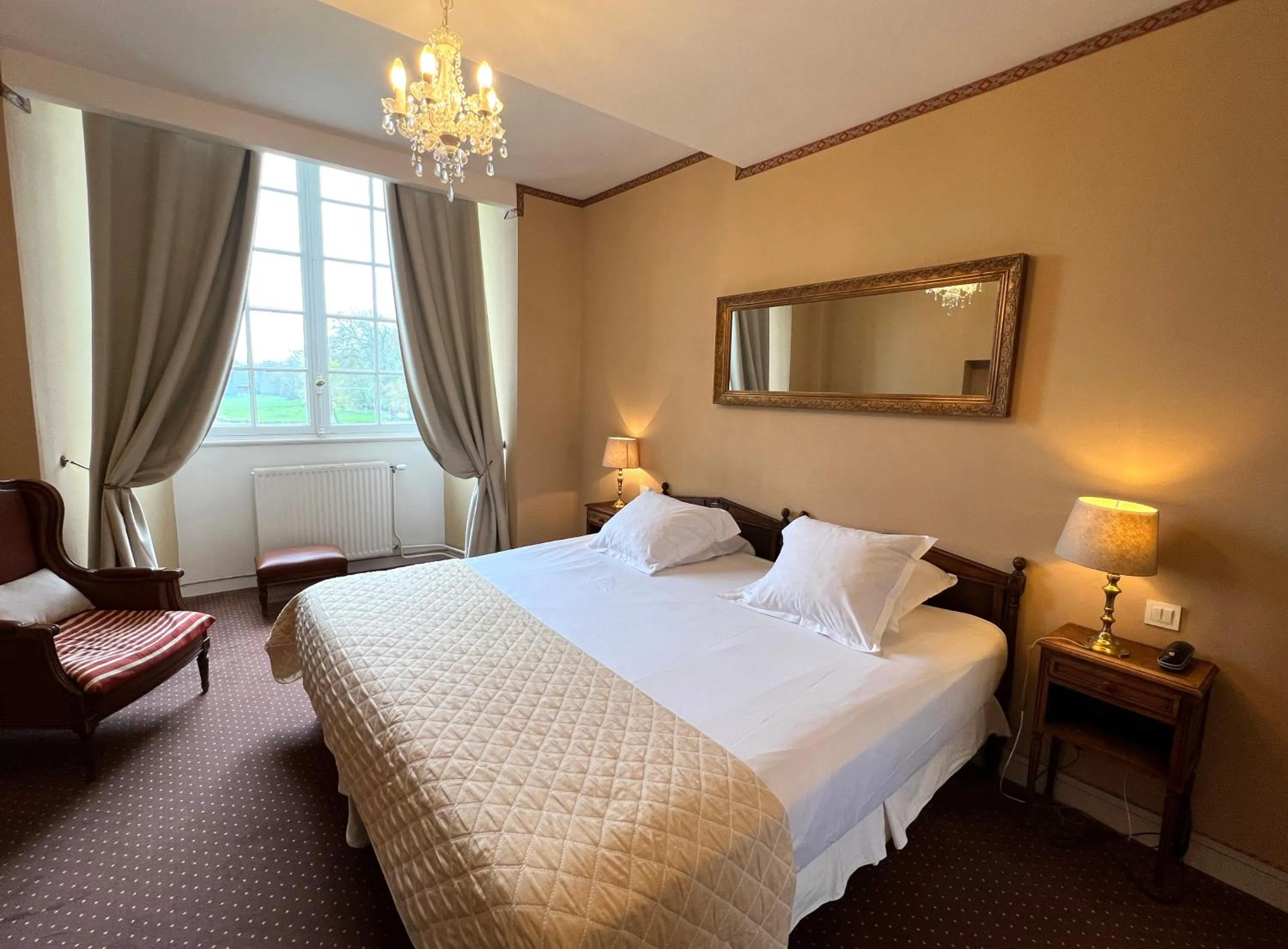 Bed in Château d'Ermenonville