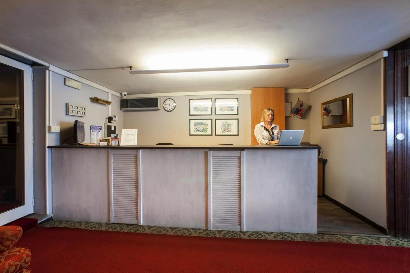 Staff in Hotel La Giara