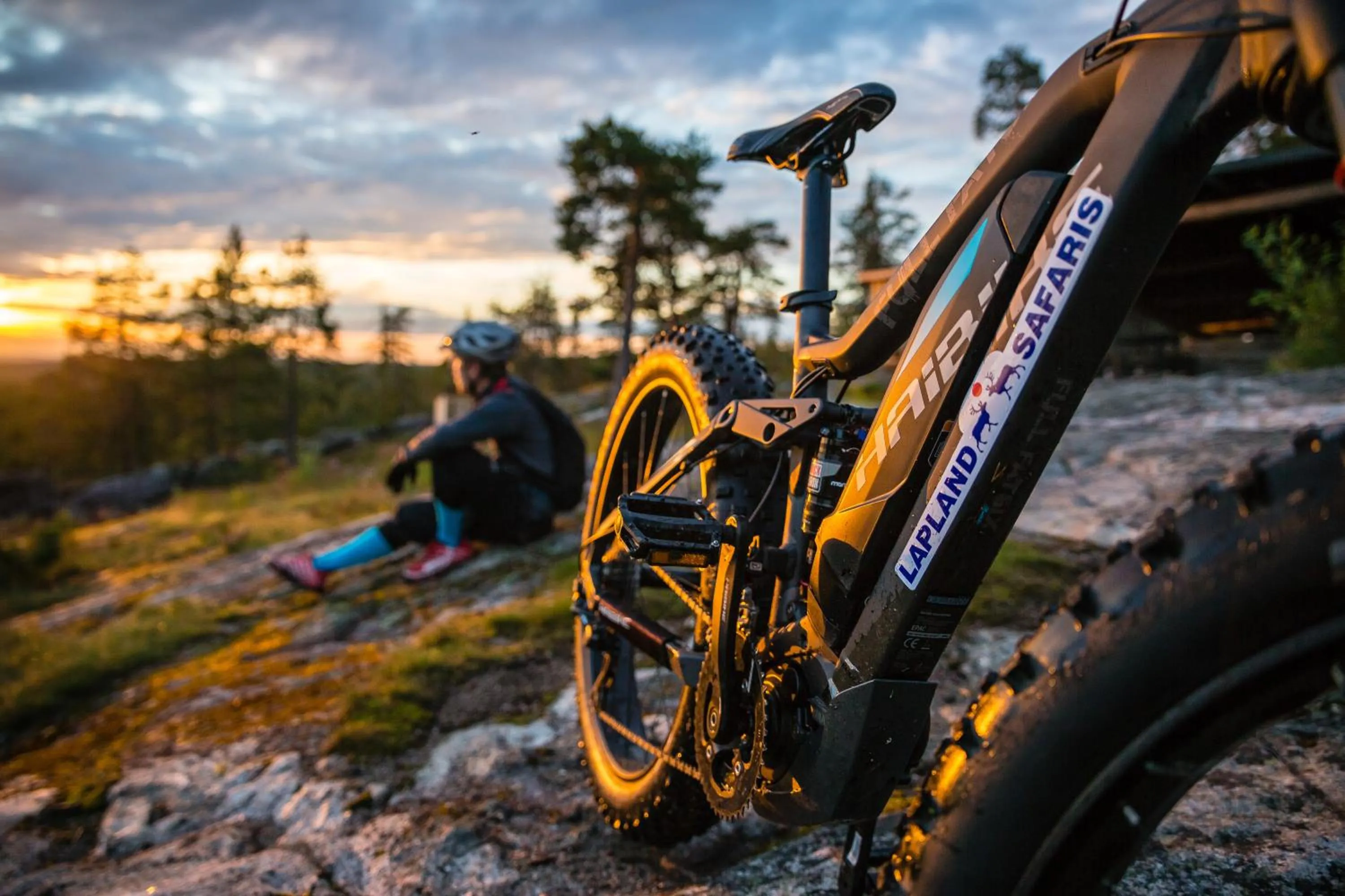 Cycling in Lapland Hotels Ounasvaara Chalets